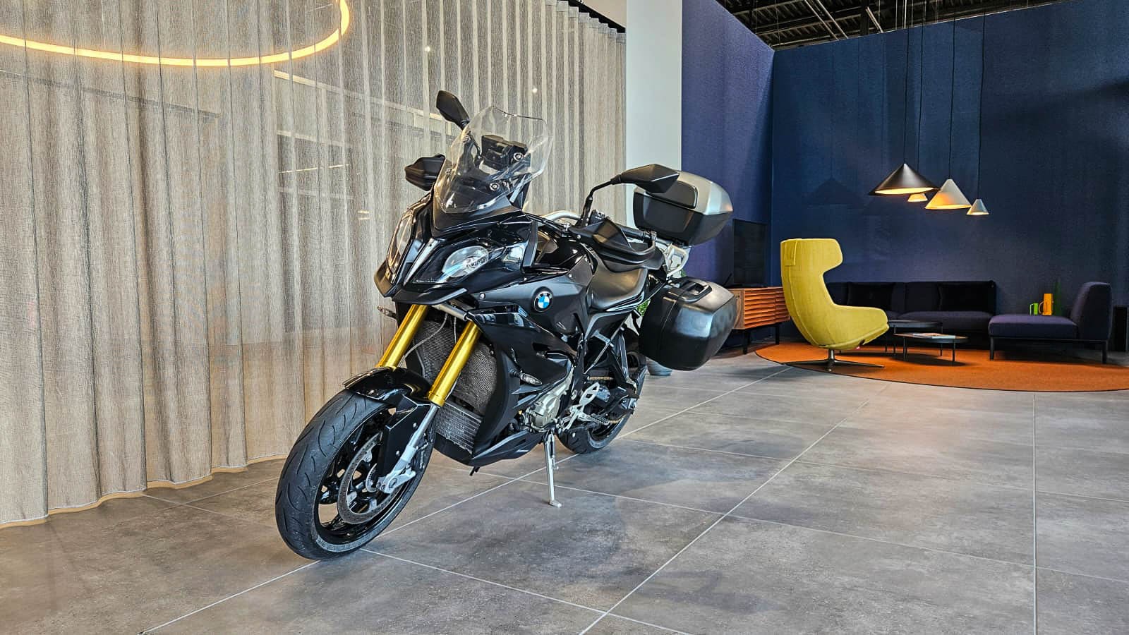 BMW S 1000 XR ABS