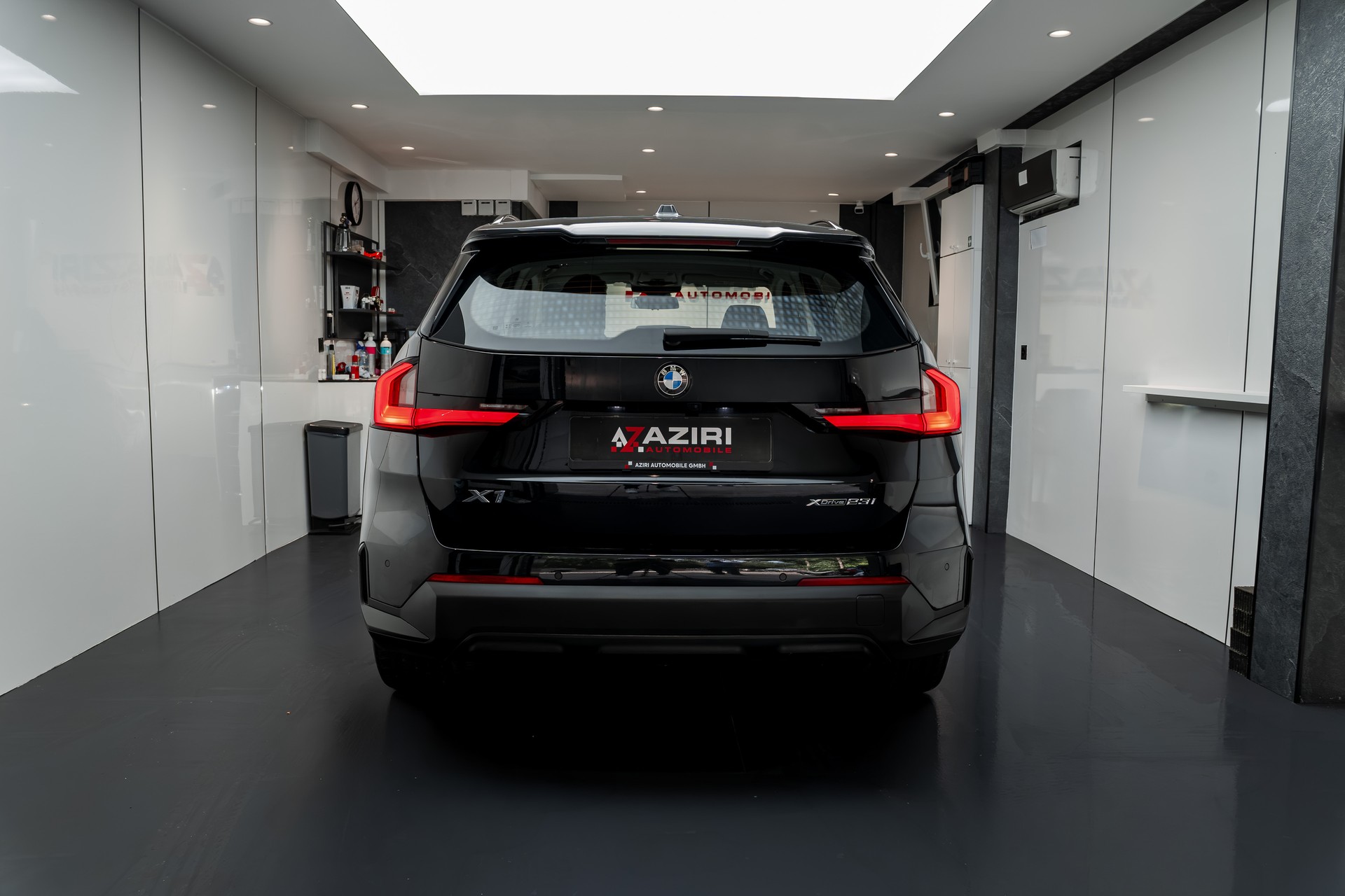 BMW X1 xDrive 23i 48V xLine-image-5