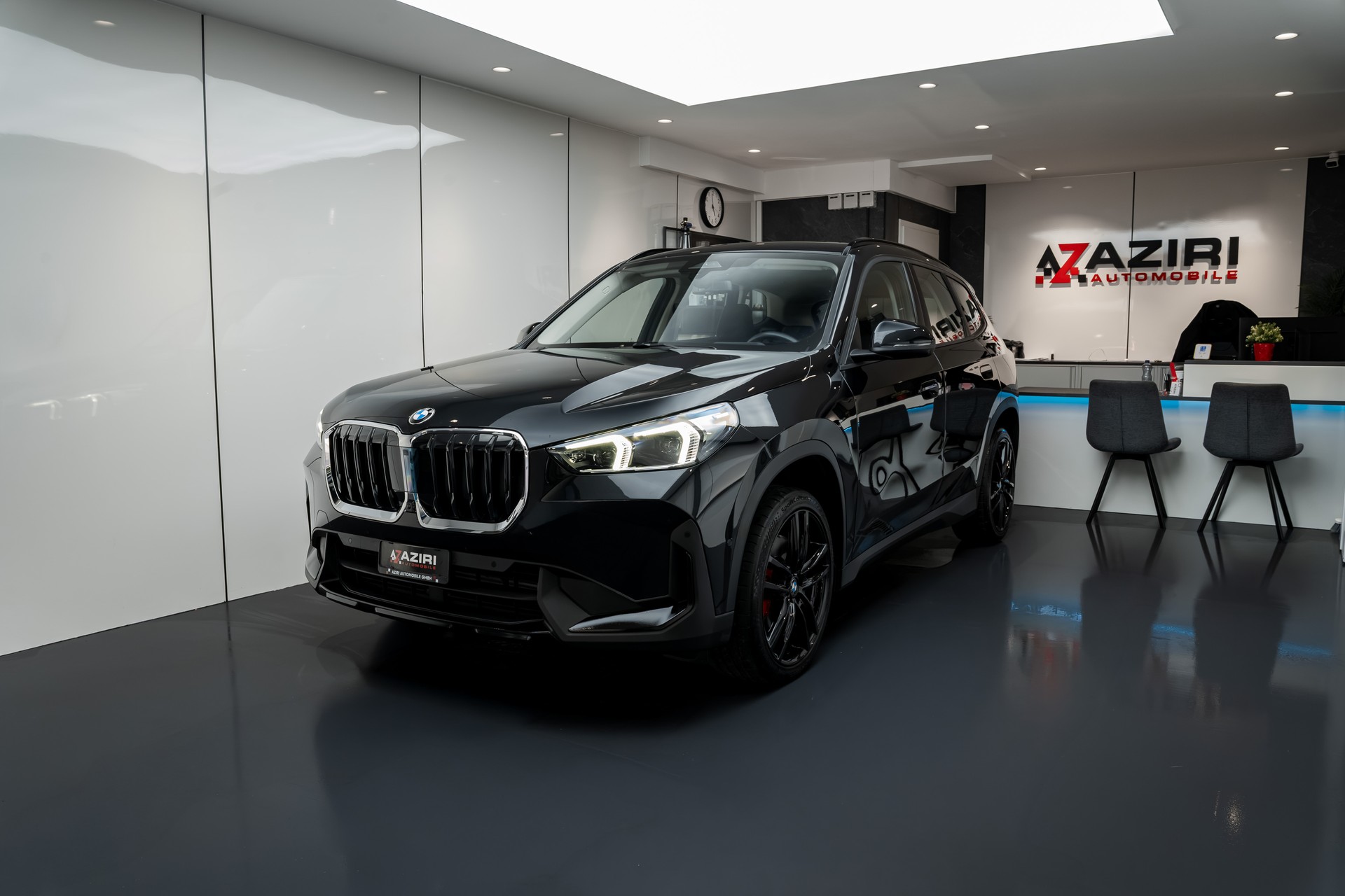BMW X1 xDrive 23i 48V xLine-image-0