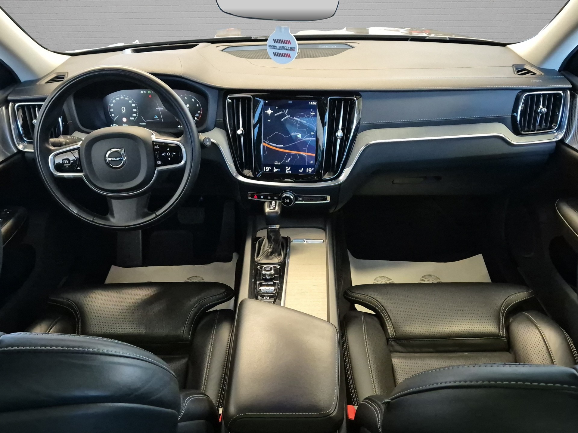 VOLVO V60 T6 AWD Inscription Geartronic-image-16