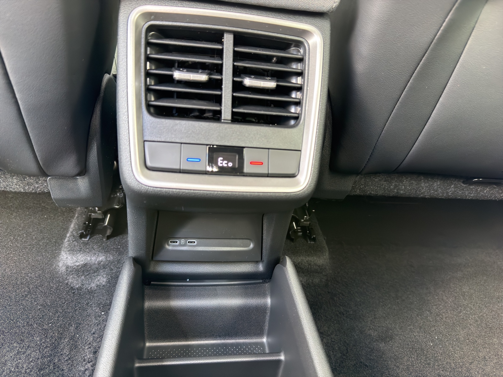 SKODA Enyaq 85x Dynamic 4x4-image-15