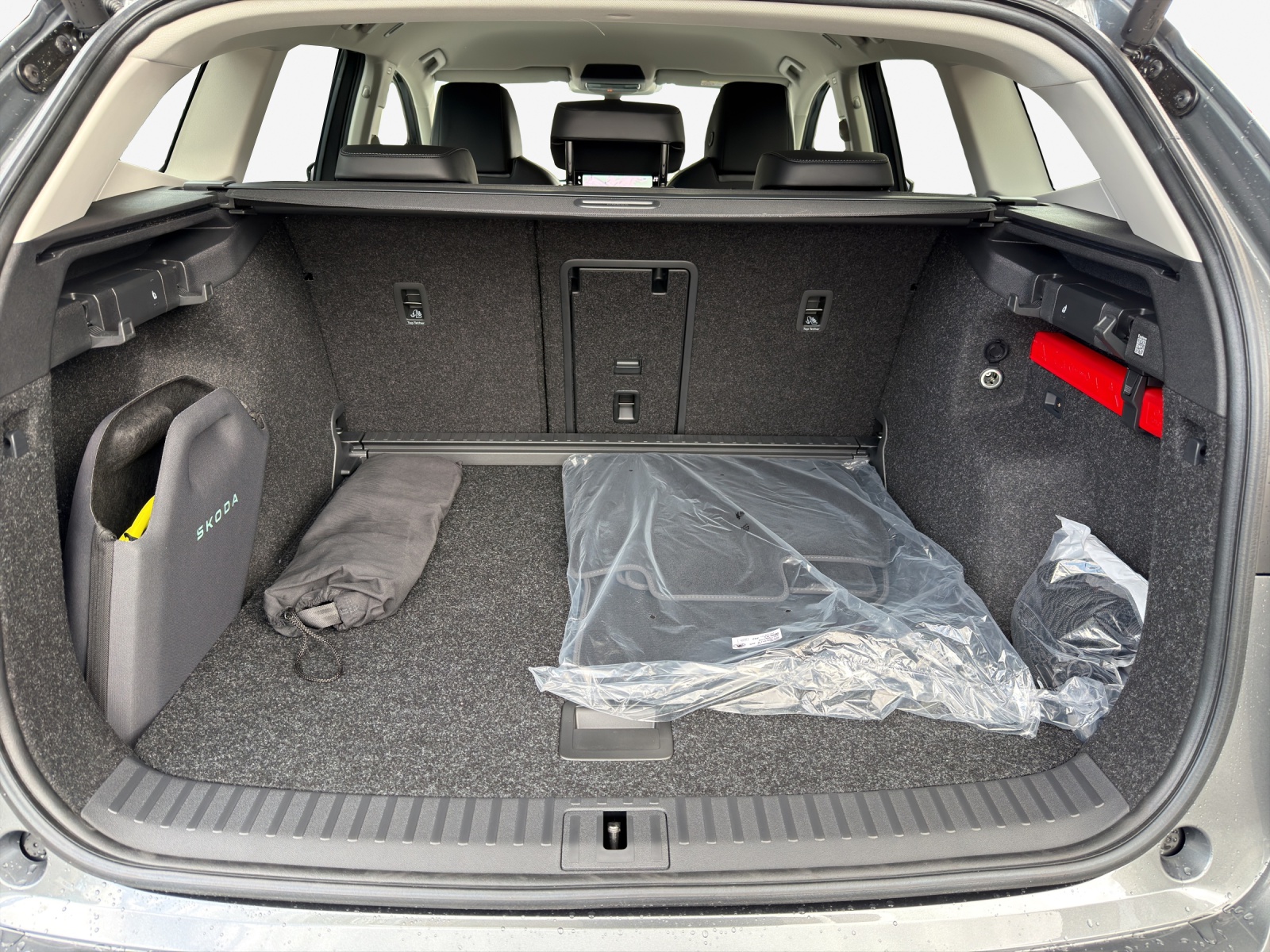 SKODA Enyaq 85x Dynamic 4x4-image-12