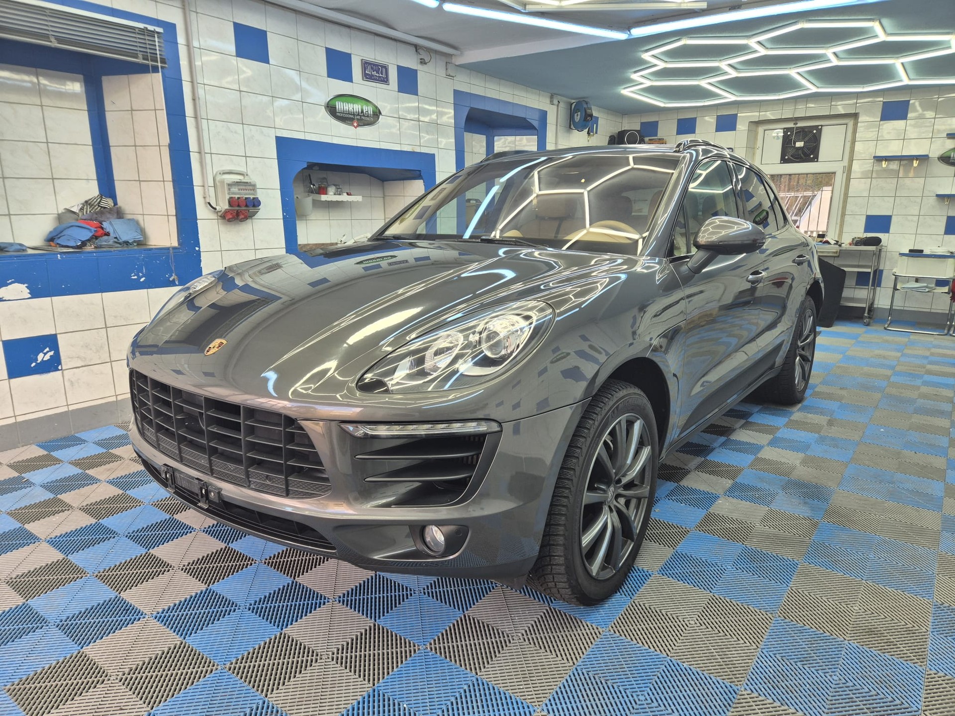 PORSCHE Macan S PDK