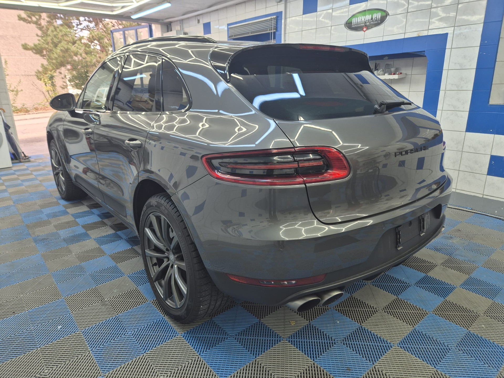 PORSCHE Macan S PDK-image-3
