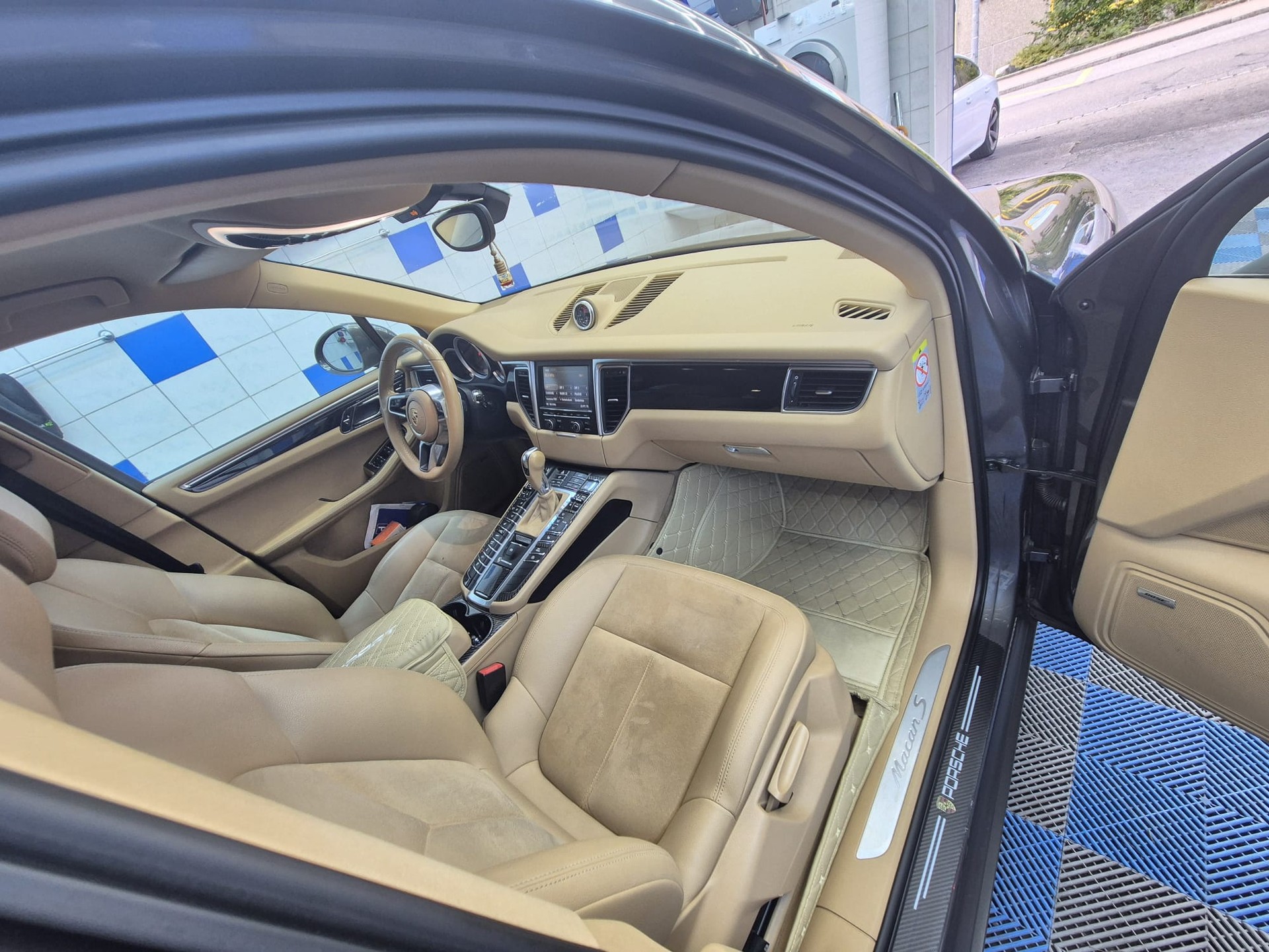PORSCHE Macan S PDK-image-7