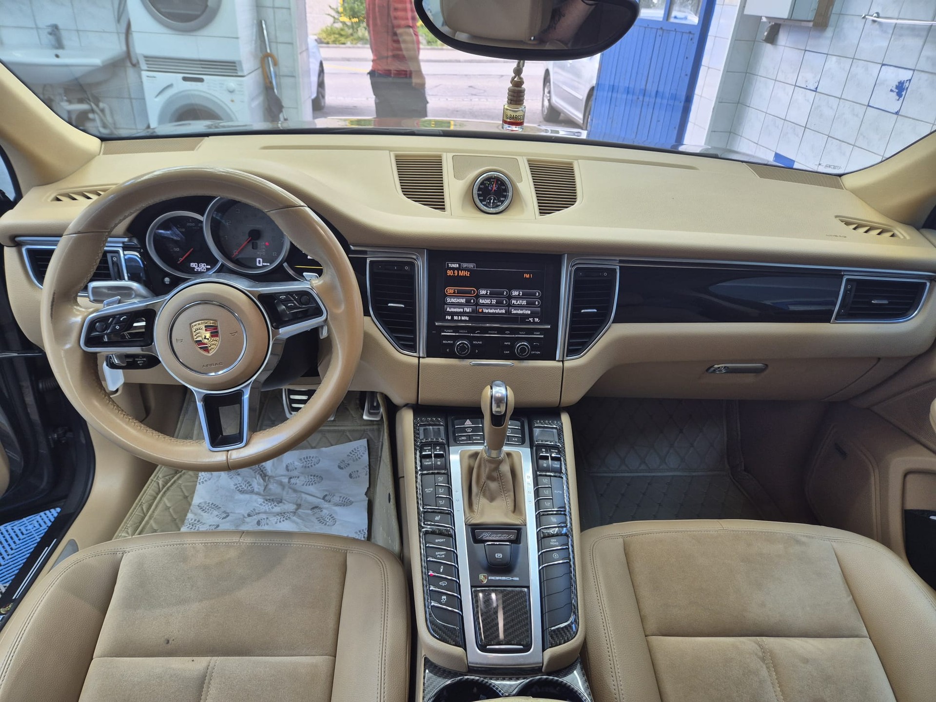 PORSCHE Macan S PDK-image-8