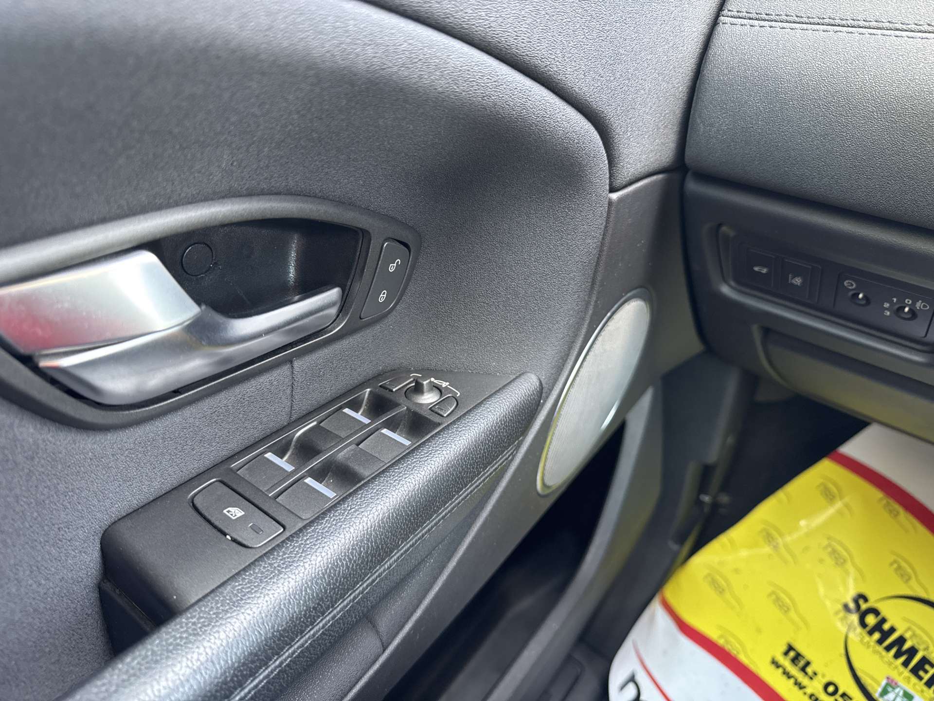 LAND ROVER Range Rover Evoque 2.0 TD4 SE Automat-image-15