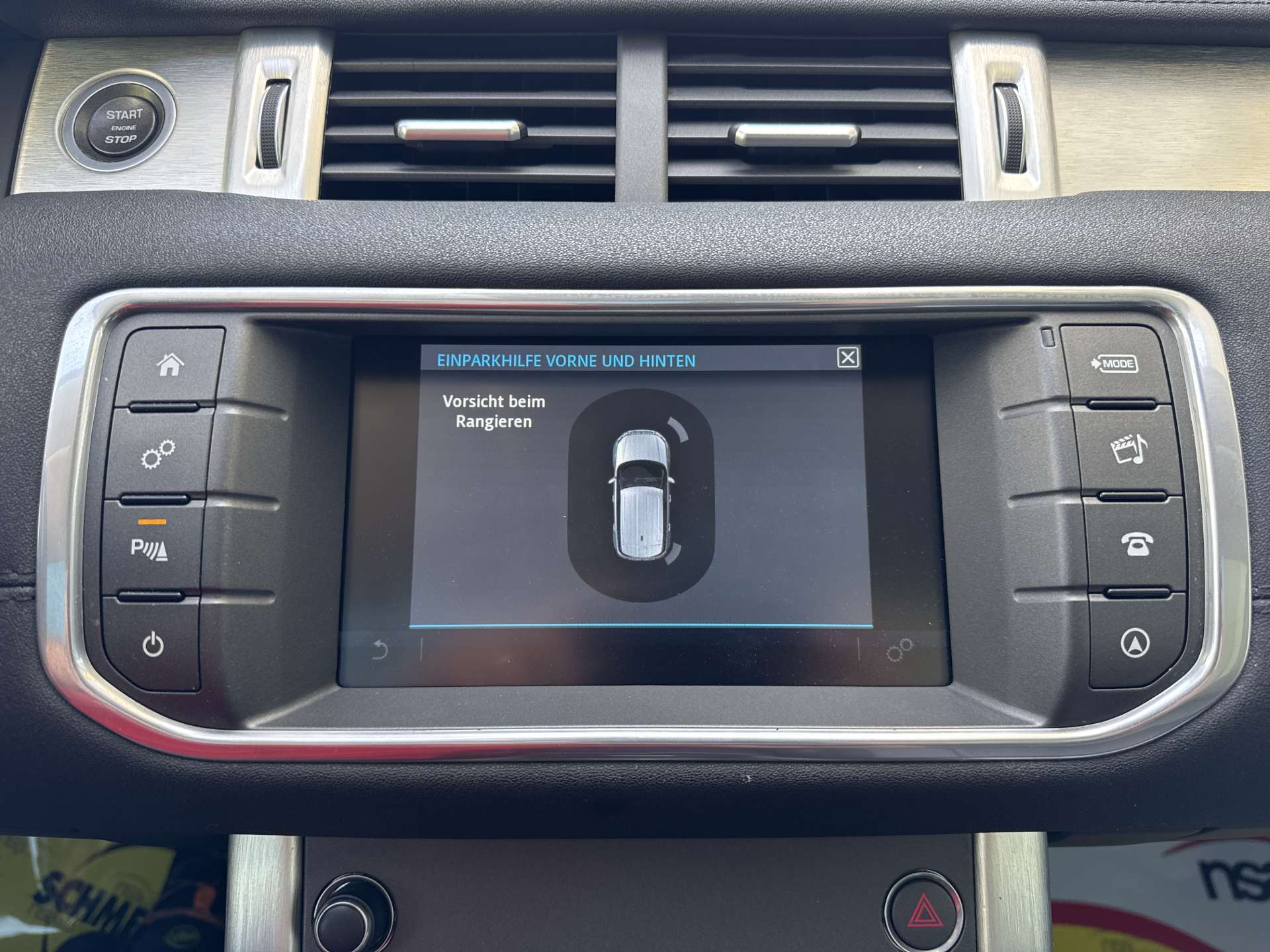 LAND ROVER Range Rover Evoque 2.0 TD4 SE Automat-image-10