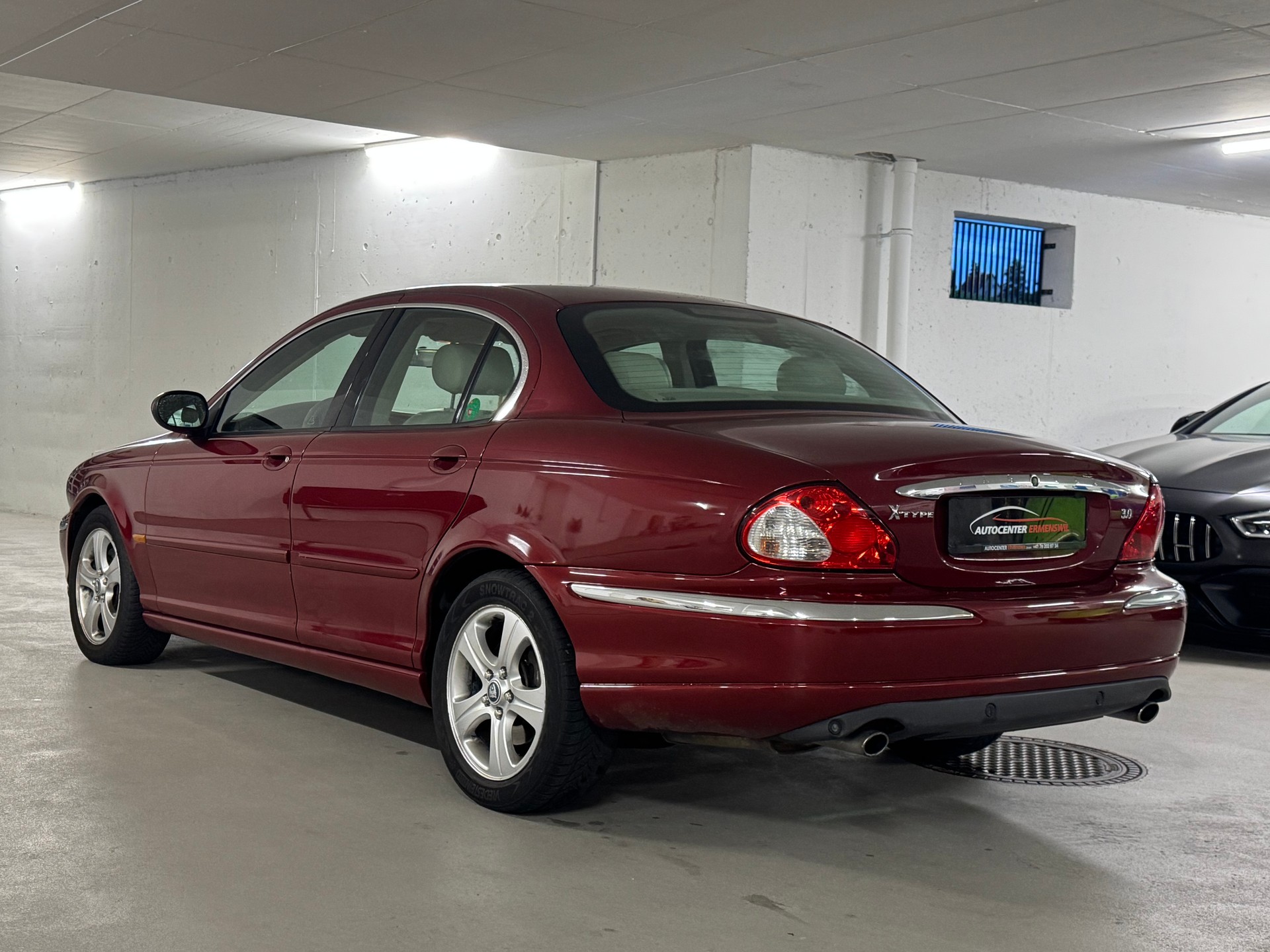 JAGUAR X-Type 3.0 V6 Traction4 Executive-image-4