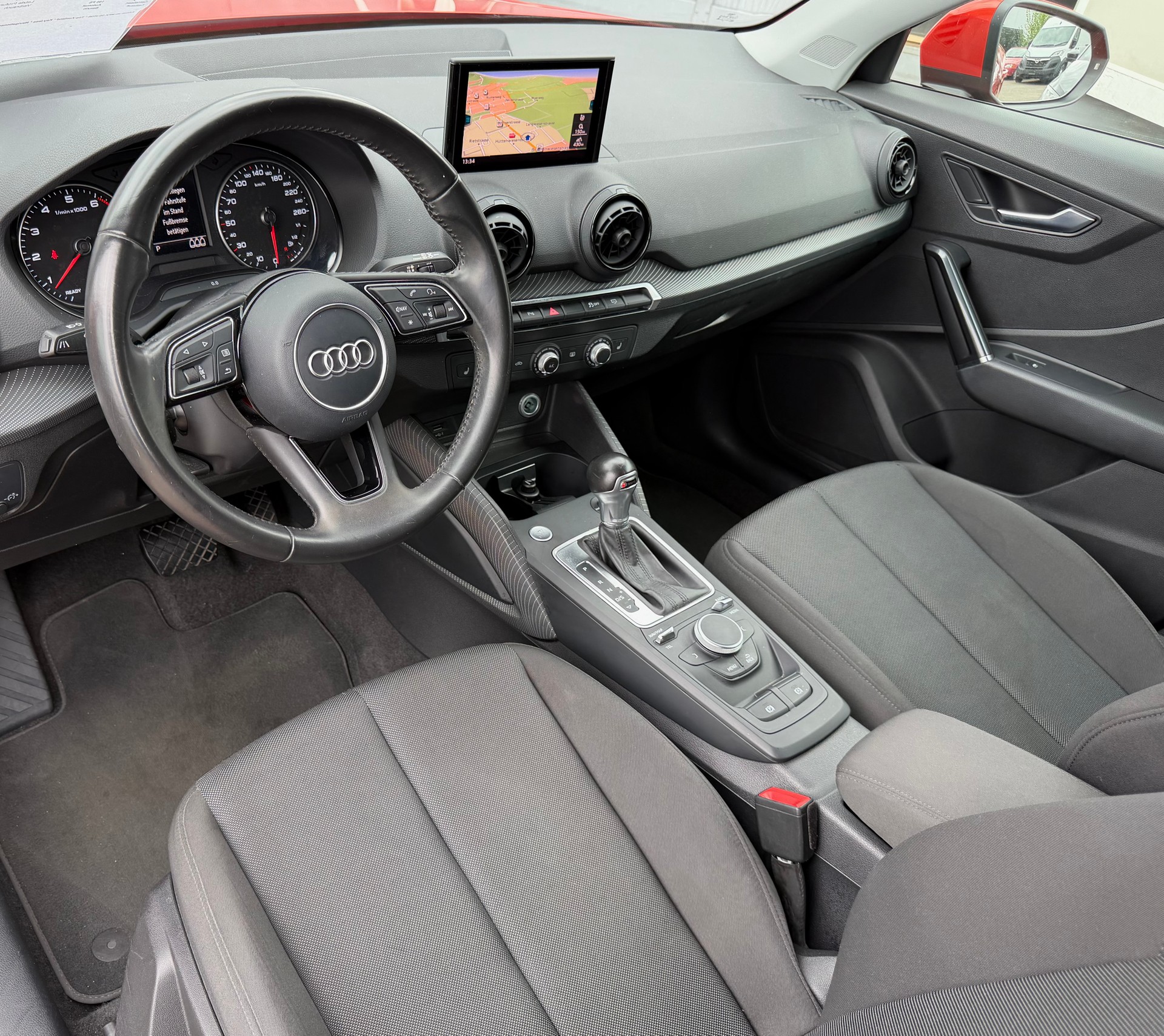 AUDI Q2 1.4 TFSI sport S-tronic-image-9