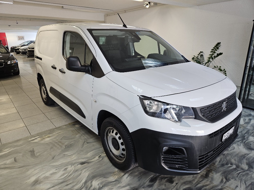 PEUGEOT Partner 1.2 Pure Tech s/s Premium EAT8 1000kg-image-2