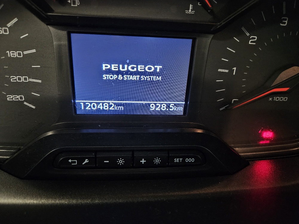 PEUGEOT Partner 1.2 Pure Tech s/s Premium EAT8 1000kg-image-8