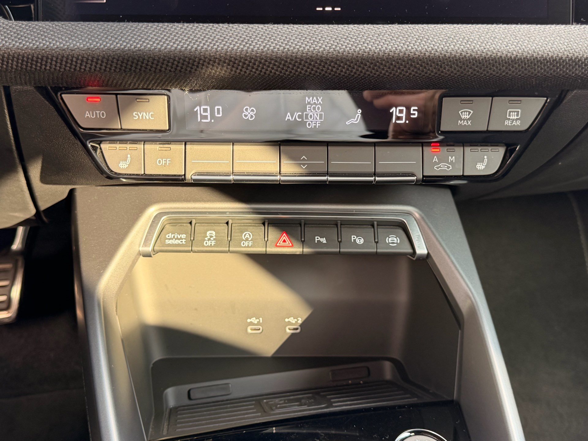 AUDI S3 SPORTBACK 2.0 TFSI QUATTRO *** FACELIFT & AKRAPOVIC ABGAS ***-image-18