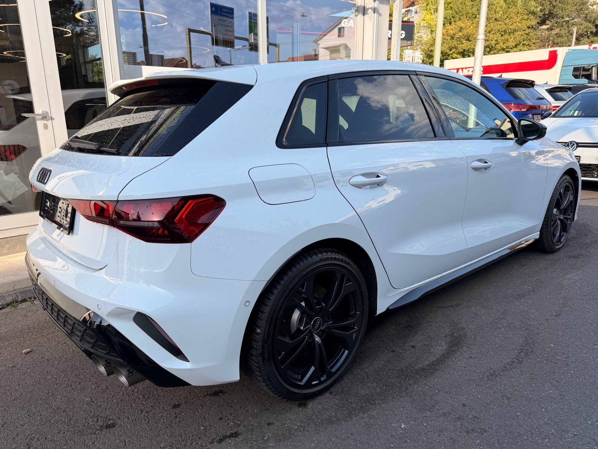 AUDI S3 SPORTBACK 2.0 TFSI QUATTRO *** FACELIFT & AKRAPOVIC ABGAS ***-image-3