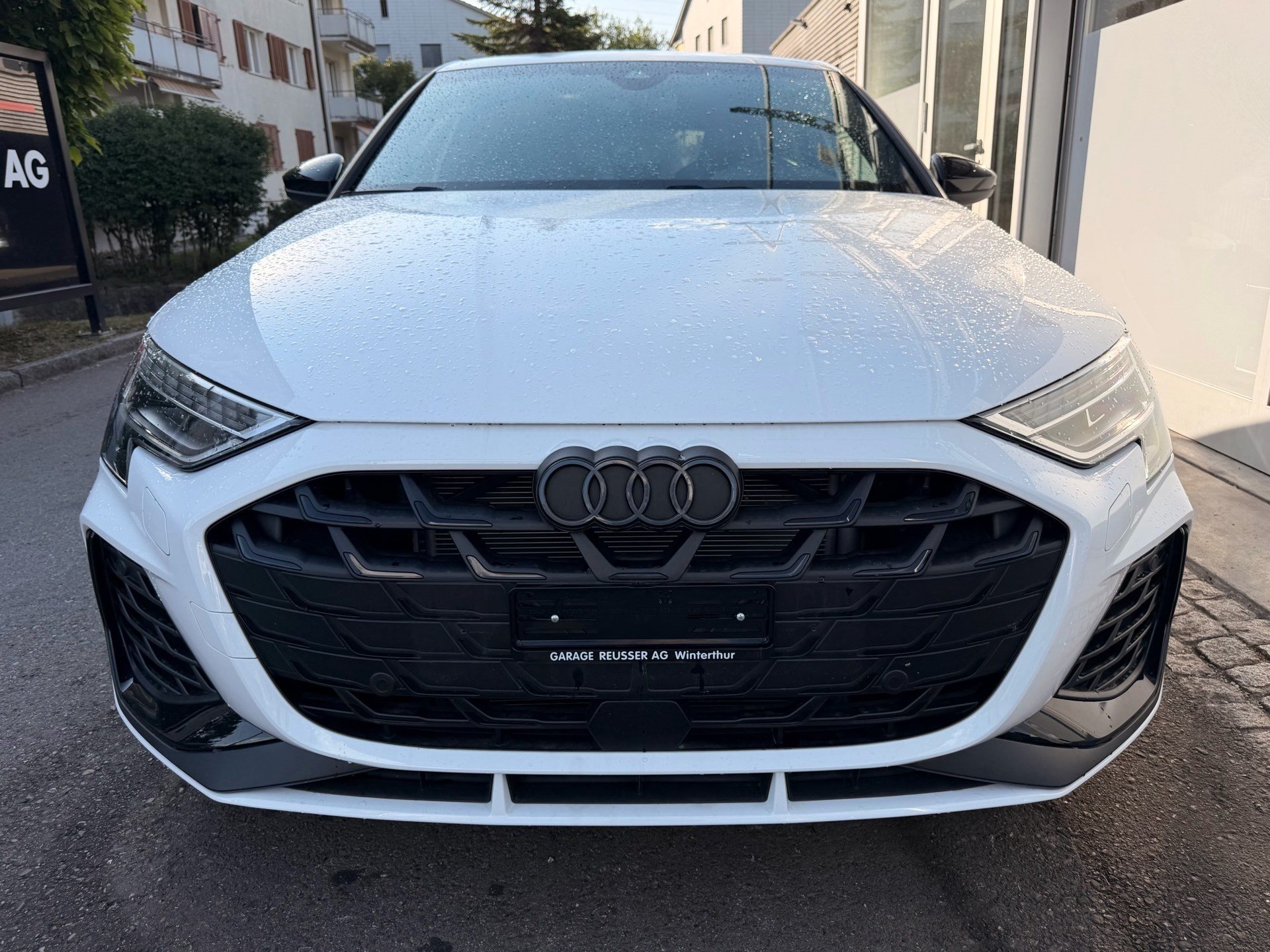 AUDI S3 SPORTBACK 2.0 TFSI QUATTRO *** FACELIFT & AKRAPOVIC ABGAS ***-image-1