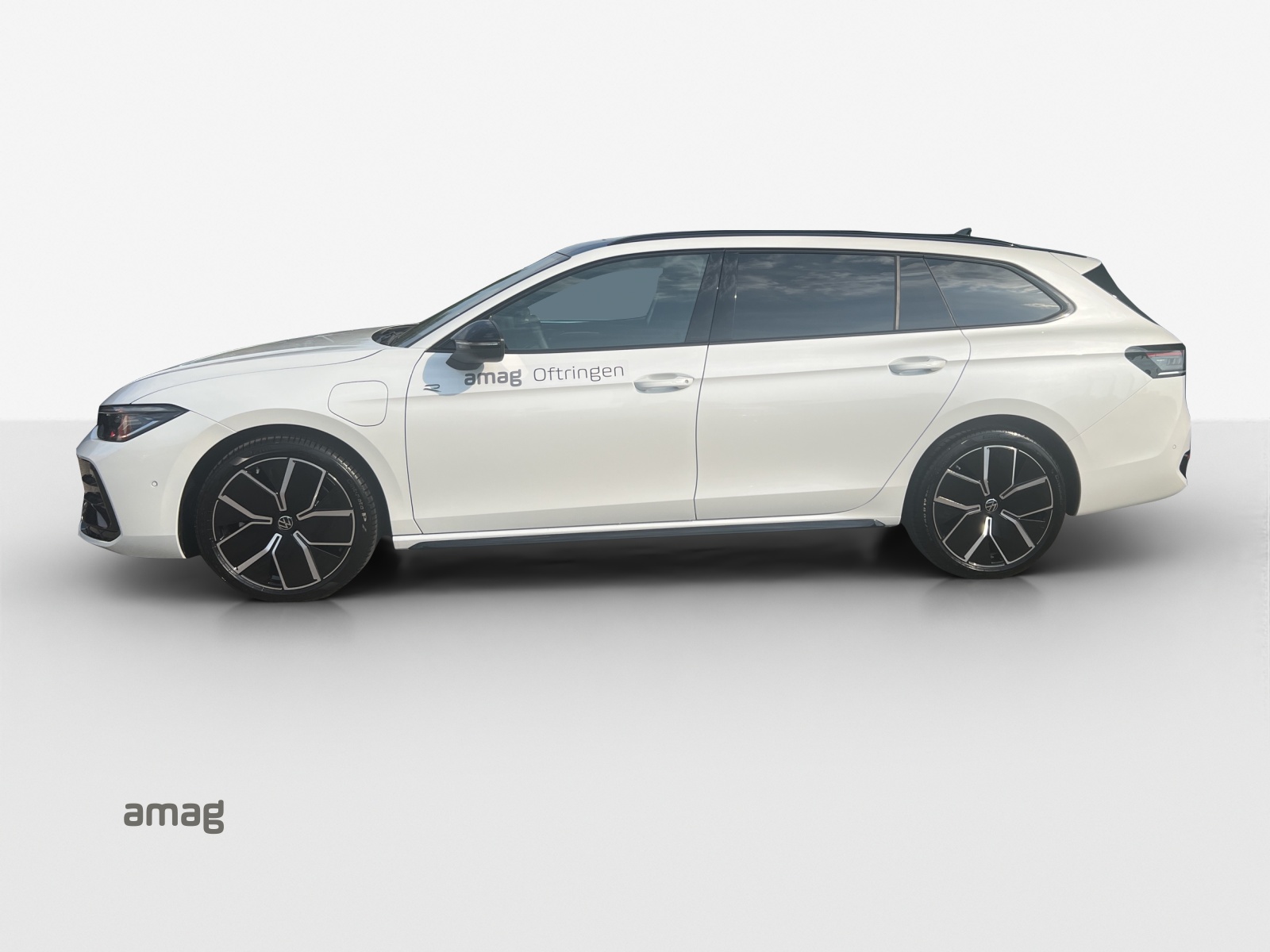 VW Passat Variant 1.5 TSI evo2 Plug-In- Hybrid R-Line DSG-image-1
