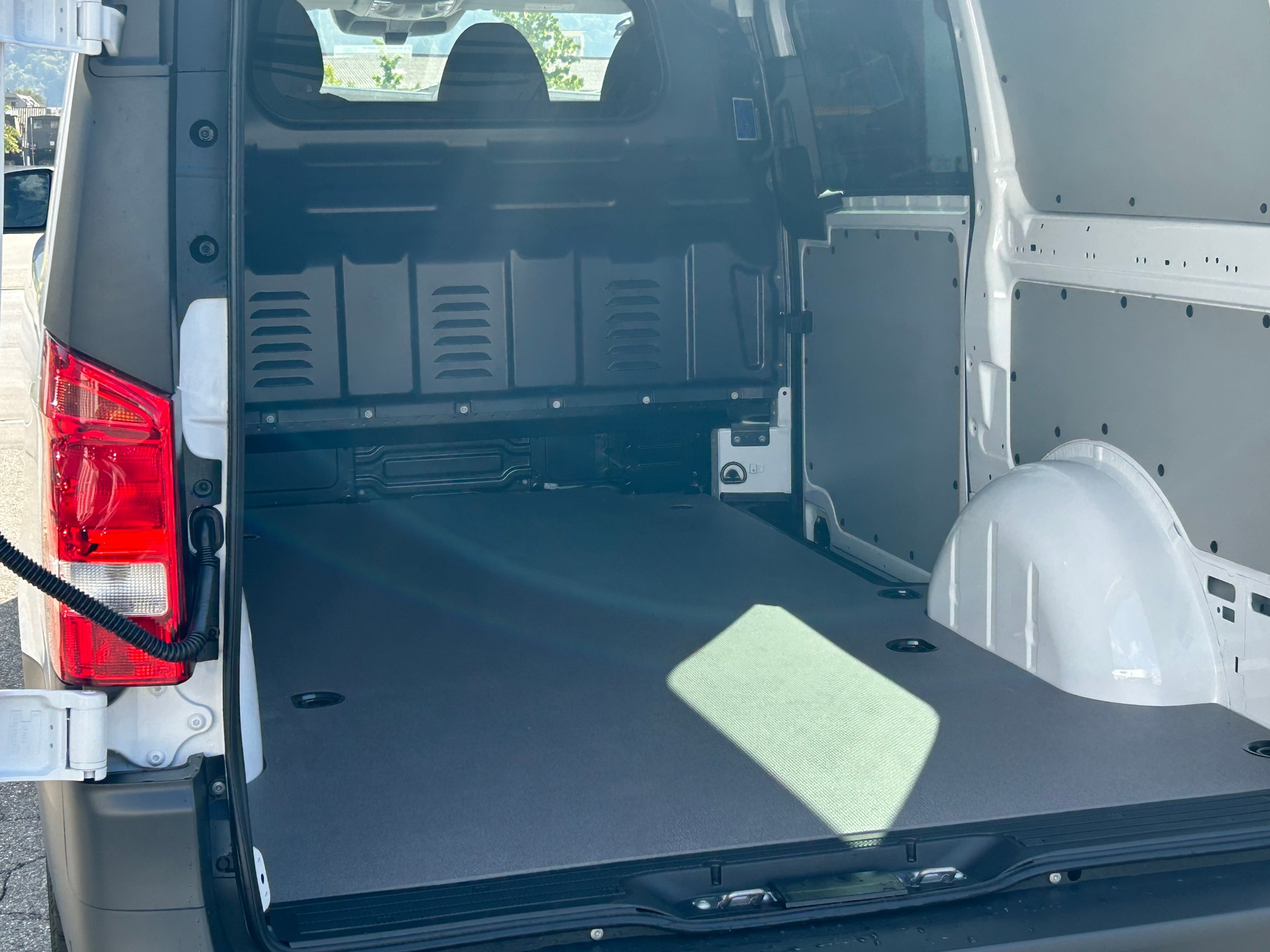 MERCEDES-BENZ Vito 114 CDI KA Pro L WORKER 4X4-image-11