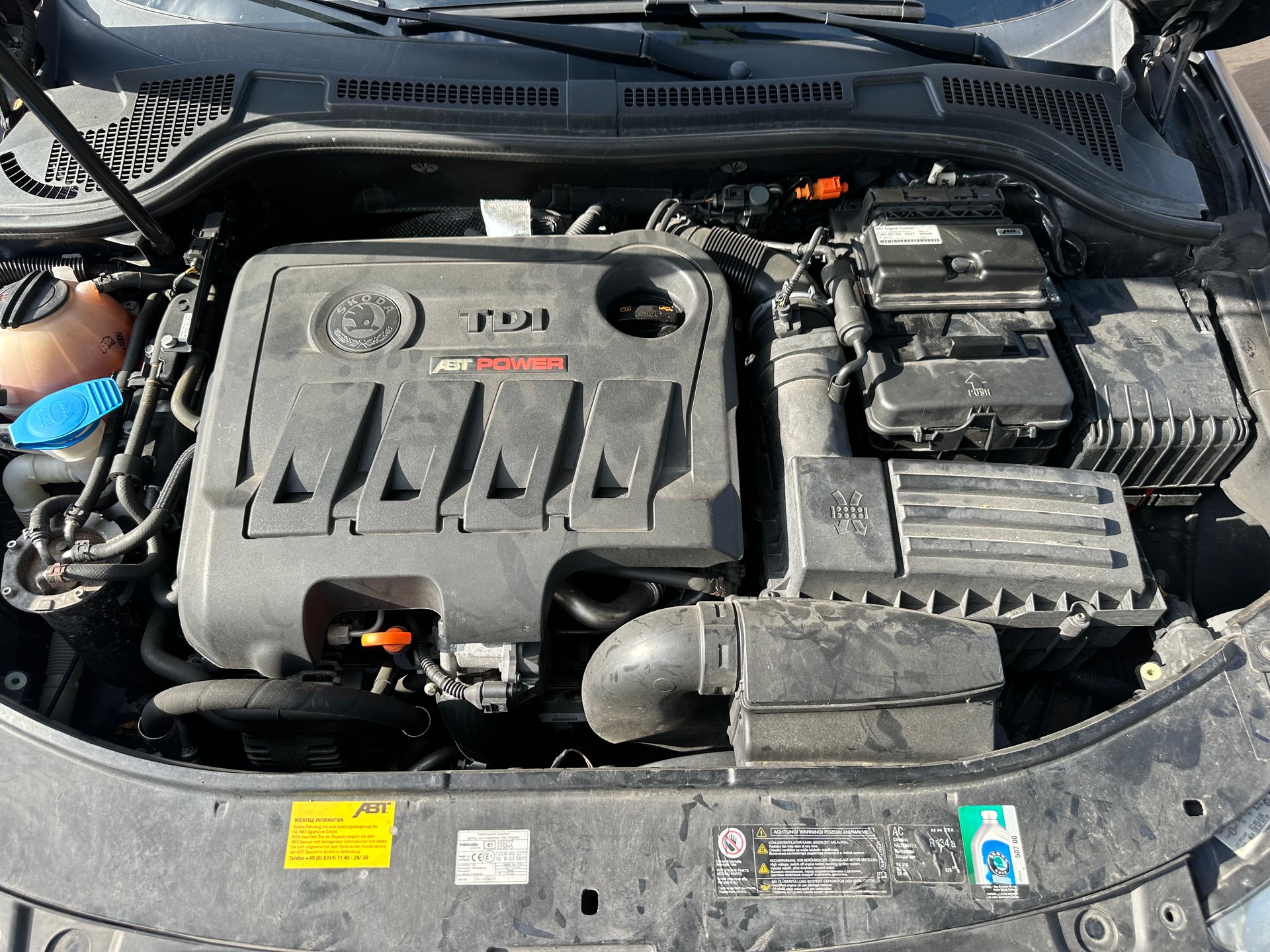 SKODA Superb Combi 2.0 TDi Ambition 4x4-image-14