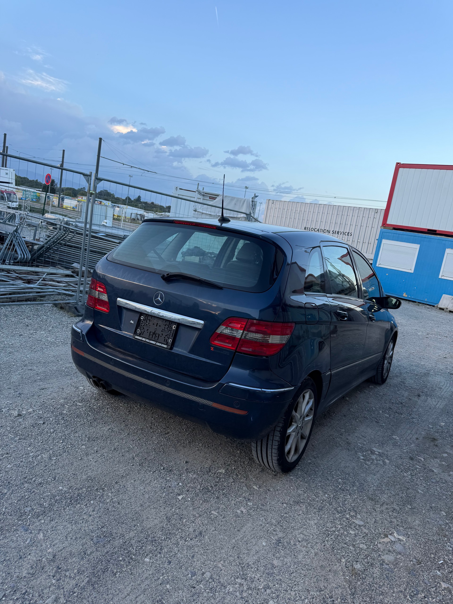 MERCEDES-BENZ B 200 T-image-9
