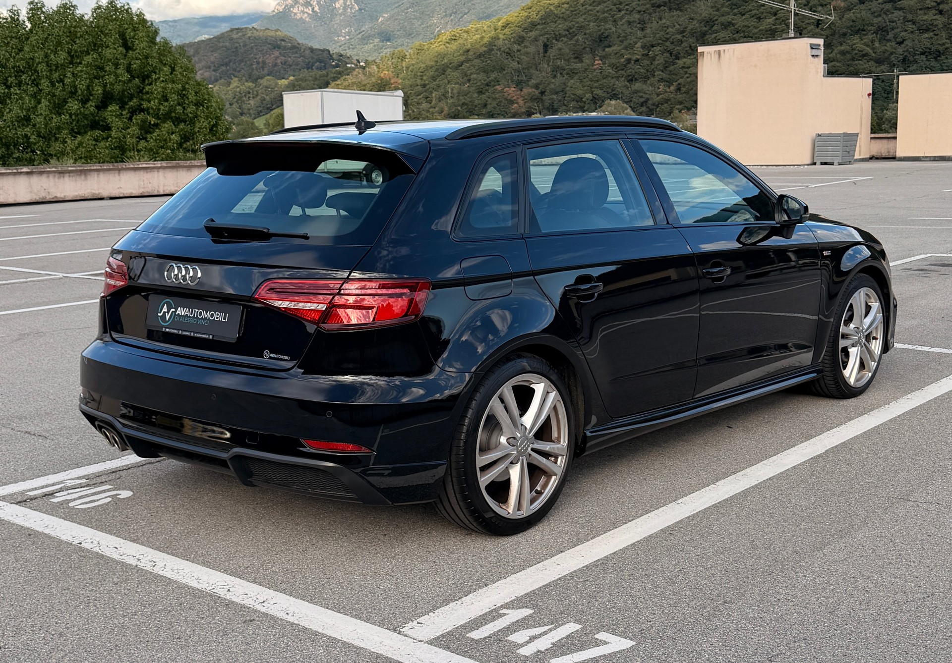 AUDI A3 Sportback 35 TFSI Sport S-tronic-image-5