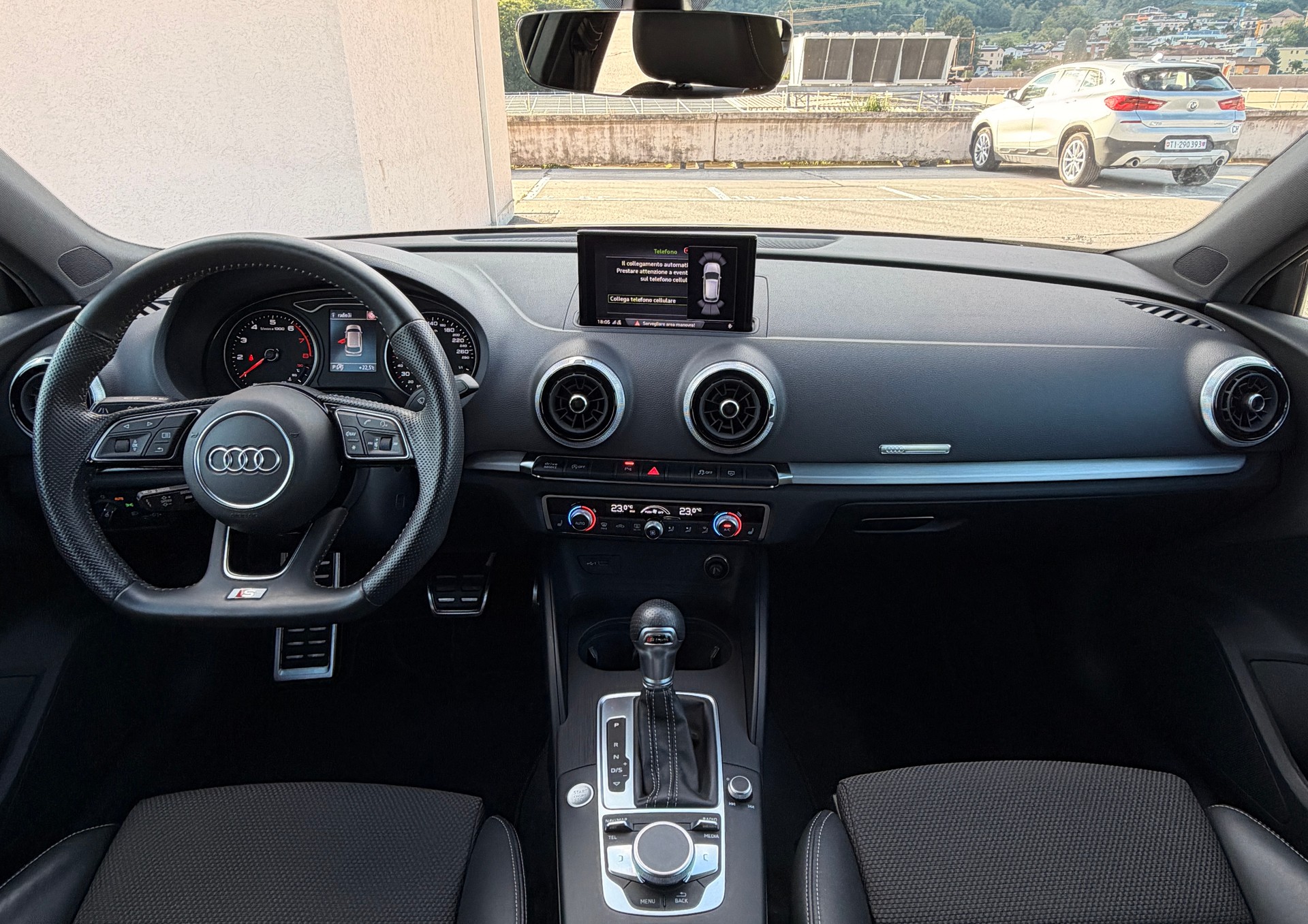 AUDI A3 Sportback 35 TFSI Sport S-tronic-image-10