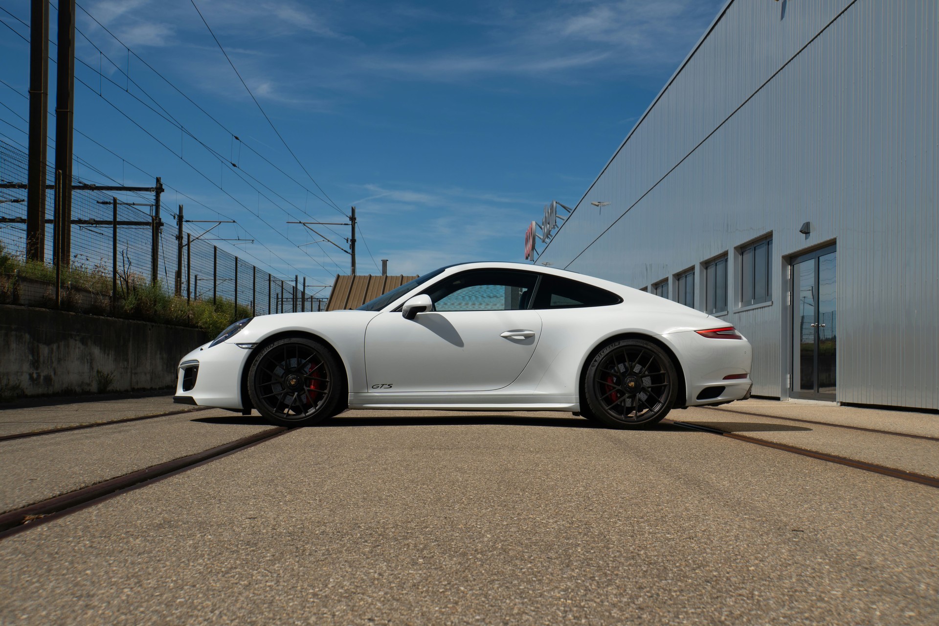 PORSCHE 911 Carrera 4 GTS PDK-image-3