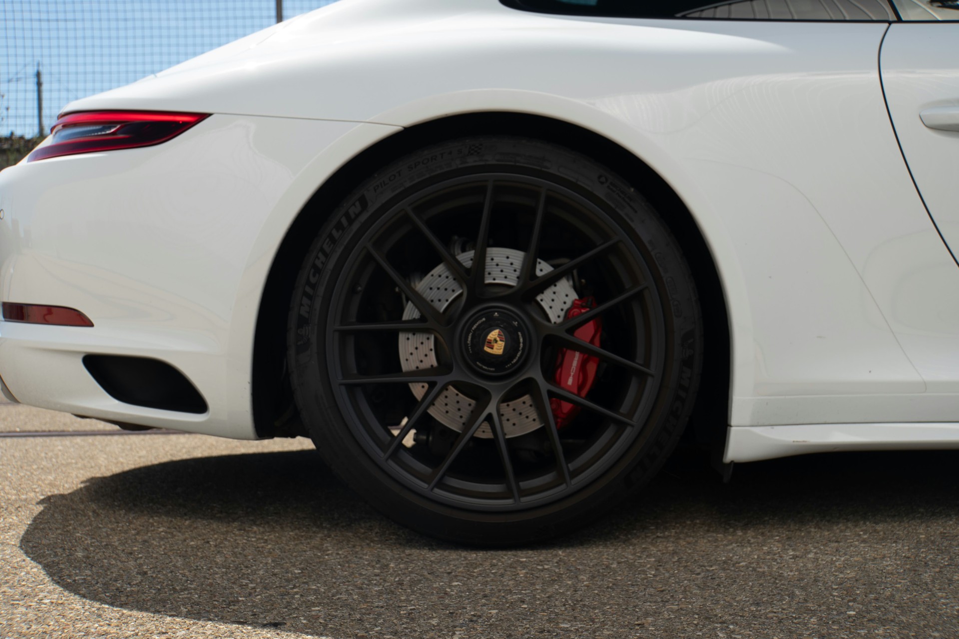 PORSCHE 911 Carrera 4 GTS PDK-image-12