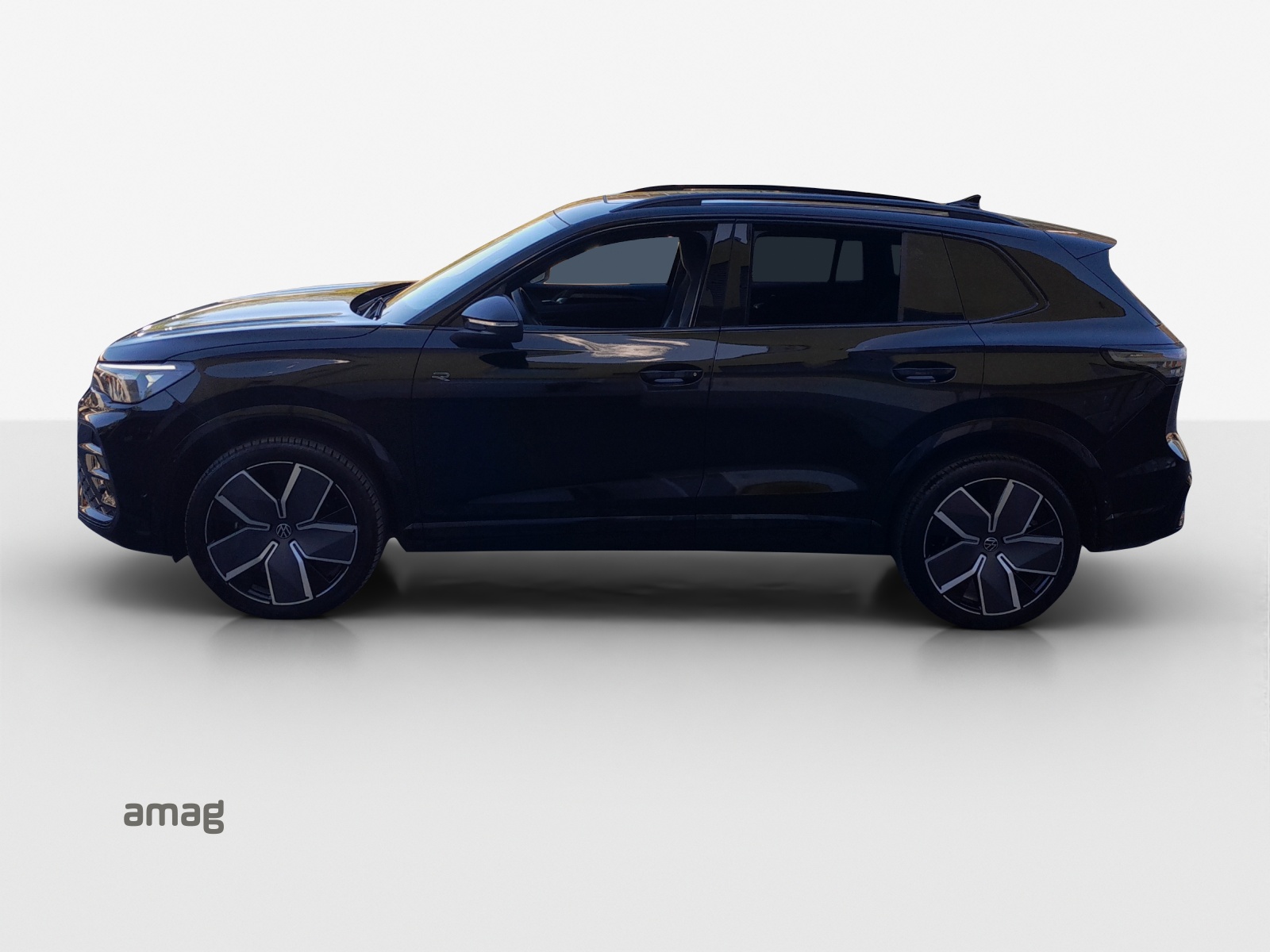 VW Tiguan 2.0 TSI DSG R-Line 4Motion-showroom-element-1