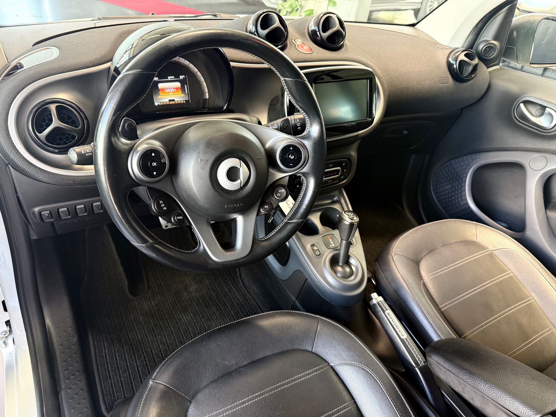 SMART fortwo Brabus Edition twinmatic-image-10