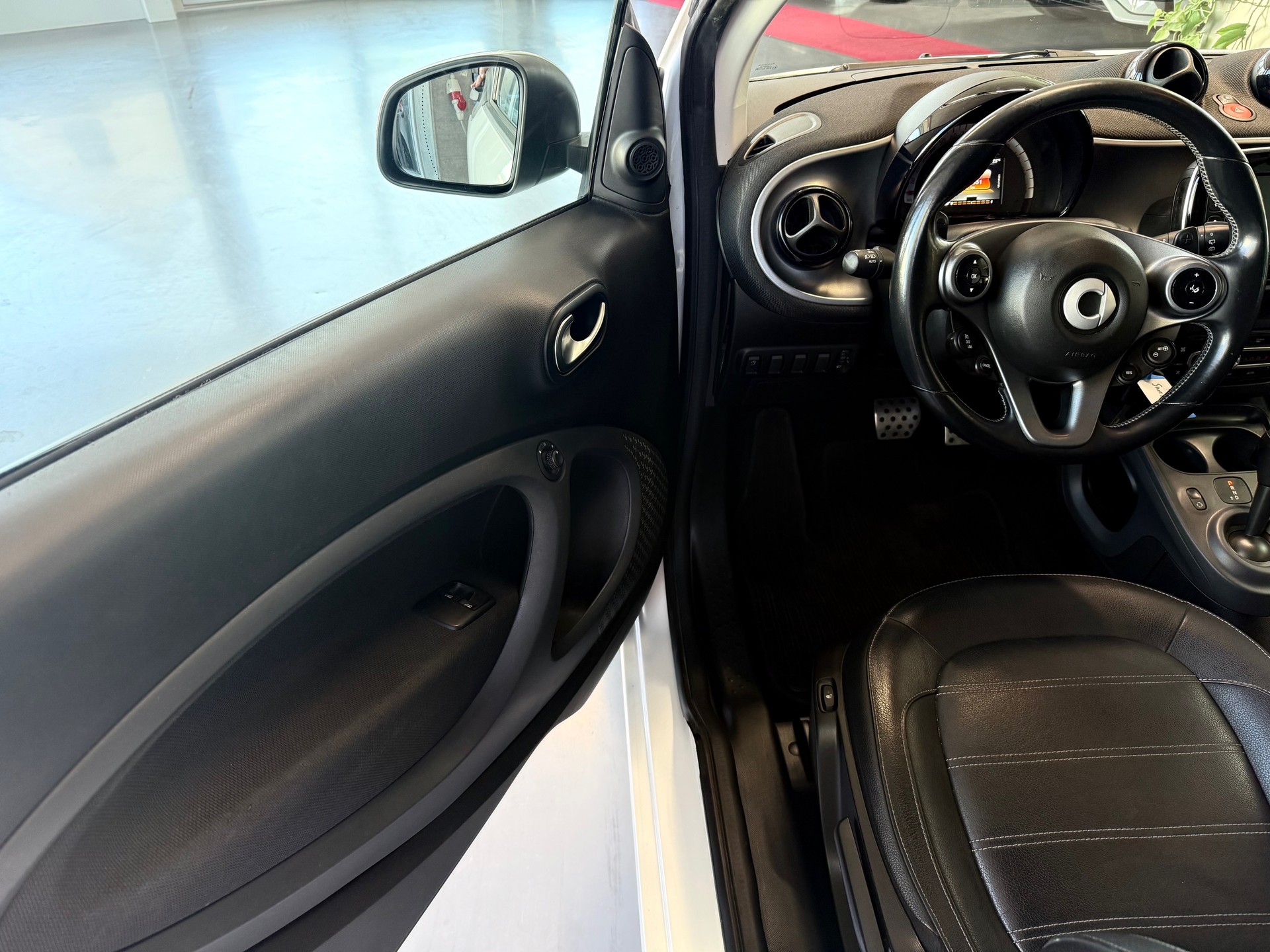 SMART fortwo Brabus Edition twinmatic-image-7
