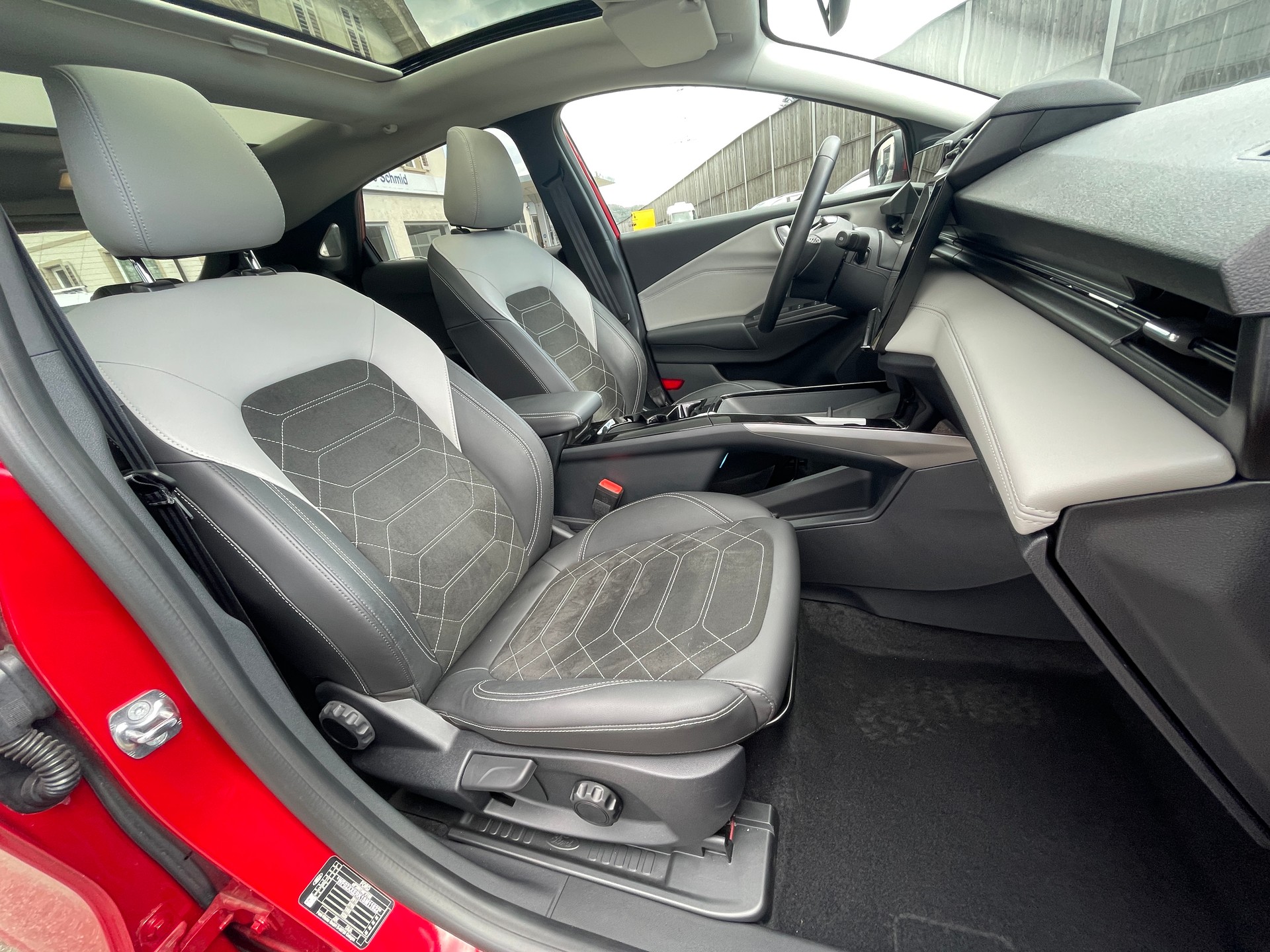 FORD Puma Elektro 46kWh Premium-image-18