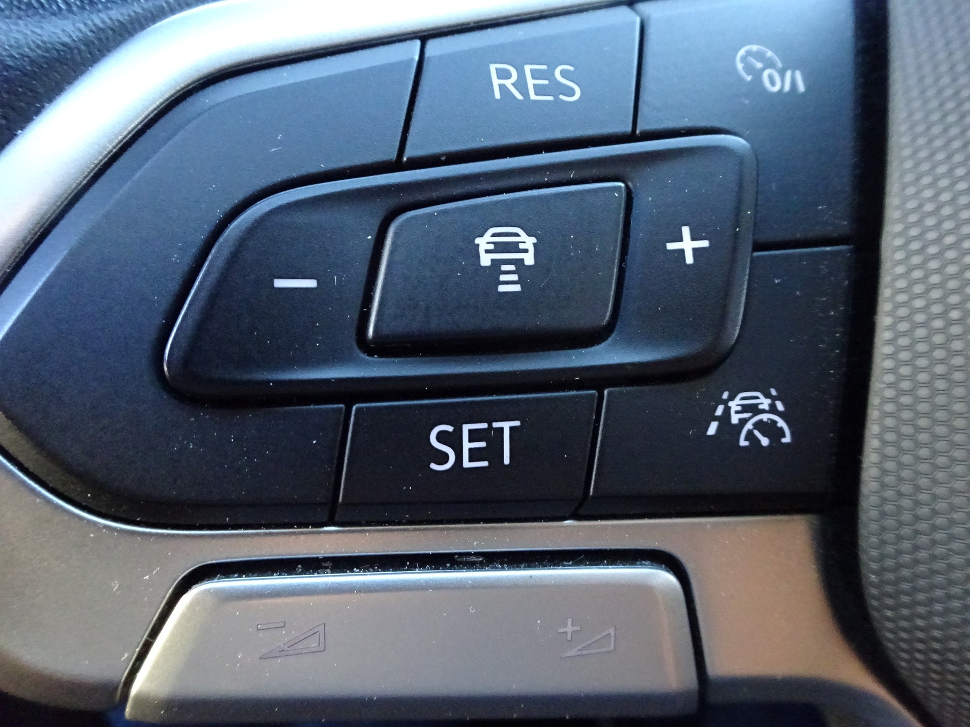 VW Caddy 2.0 TDI Liberty DSG-image-16