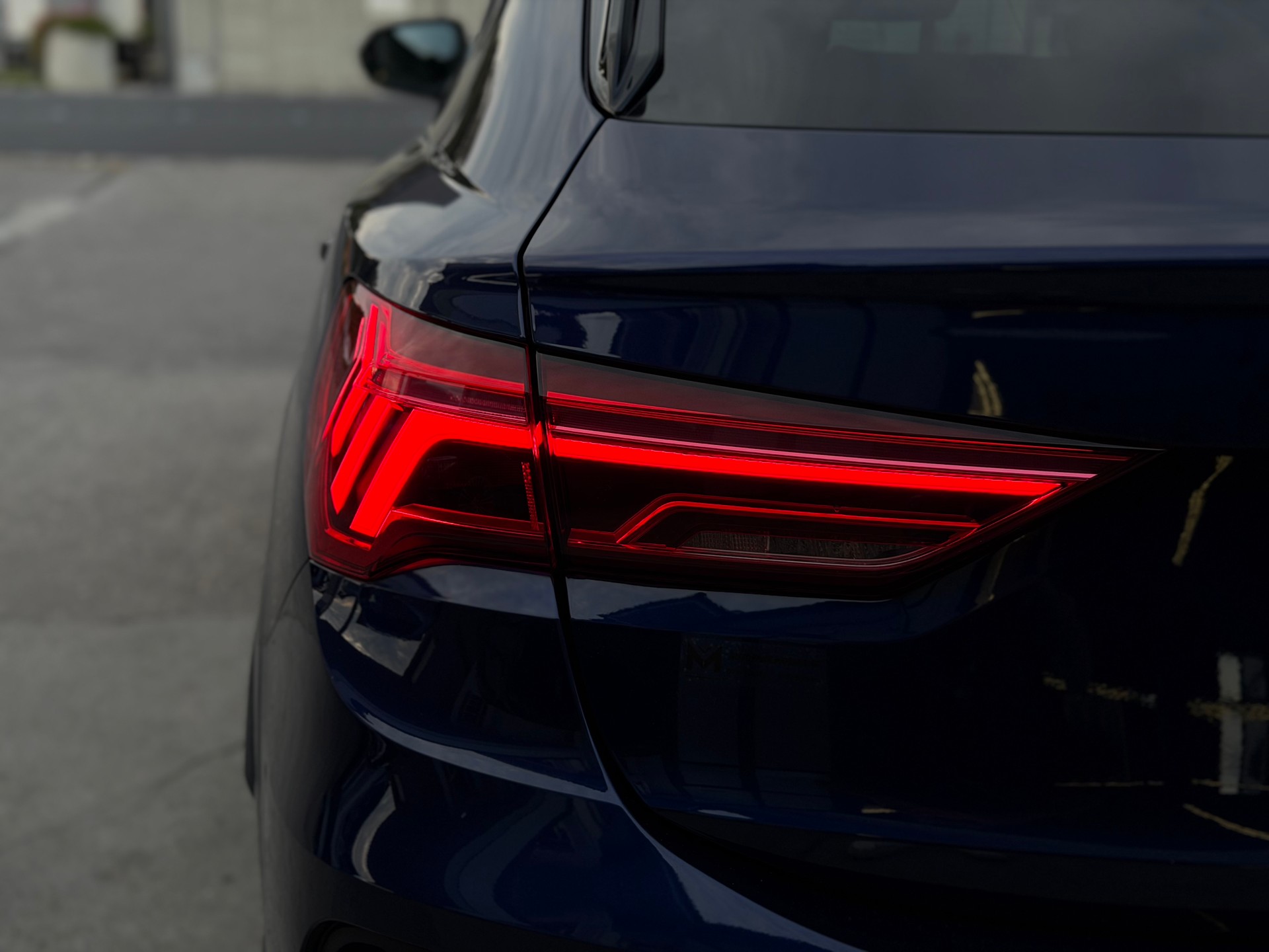 AUDI Q3 Sportback 35 TFSI S line Attraction S-tronic-image-8