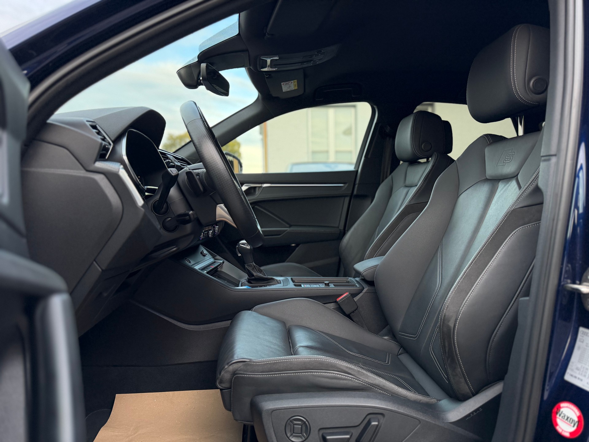 AUDI Q3 Sportback 35 TFSI S line Attraction S-tronic-image-9