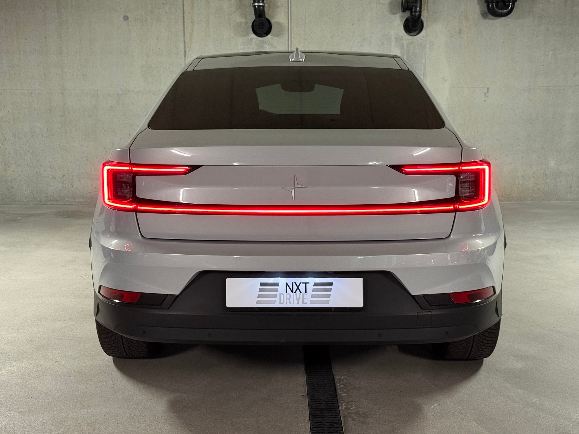 POLESTAR Polestar 2 Long Range Dual 78 kWh MY23-image-4