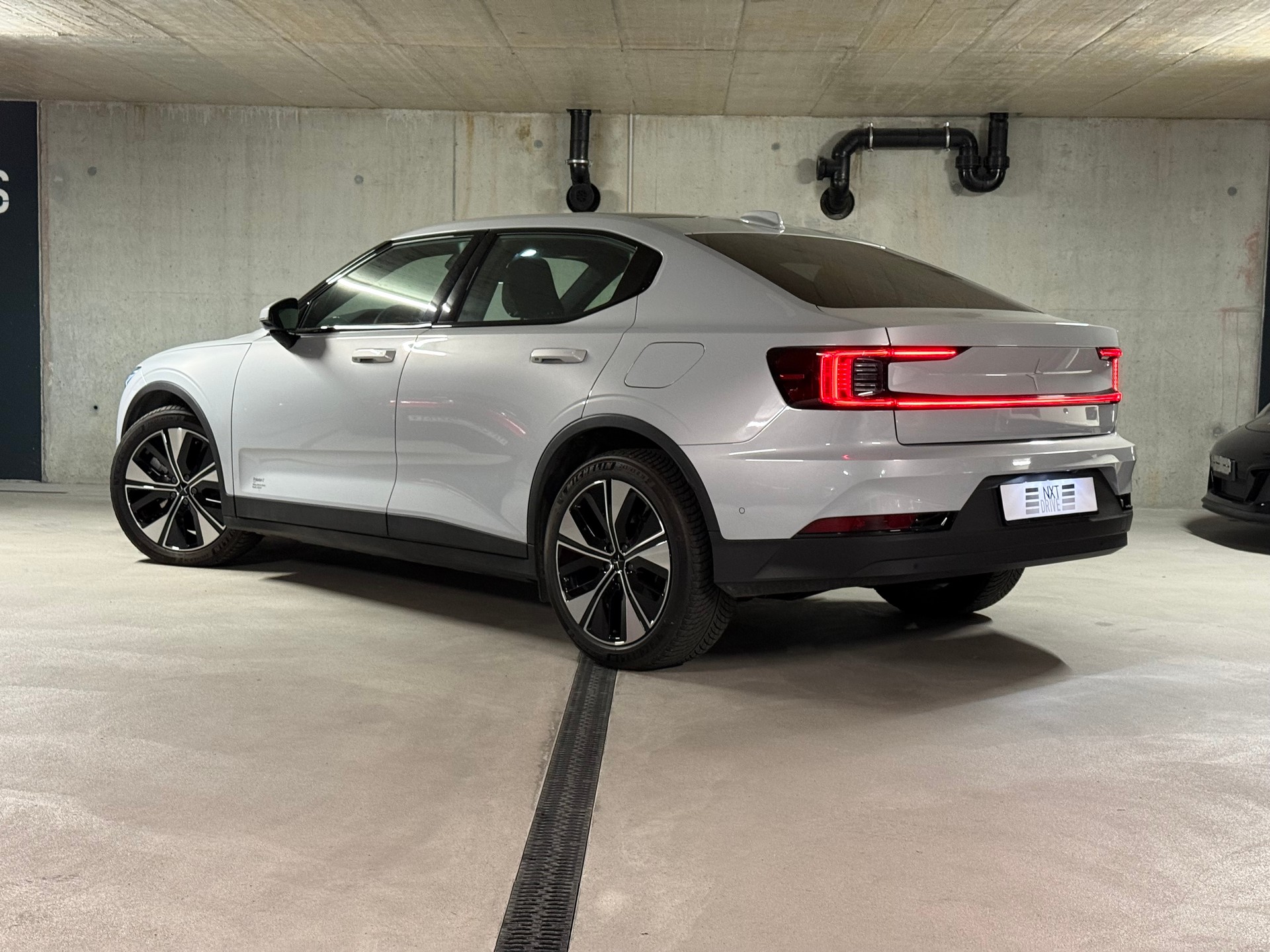 POLESTAR Polestar 2 Long Range Dual 78 kWh MY23-image-5