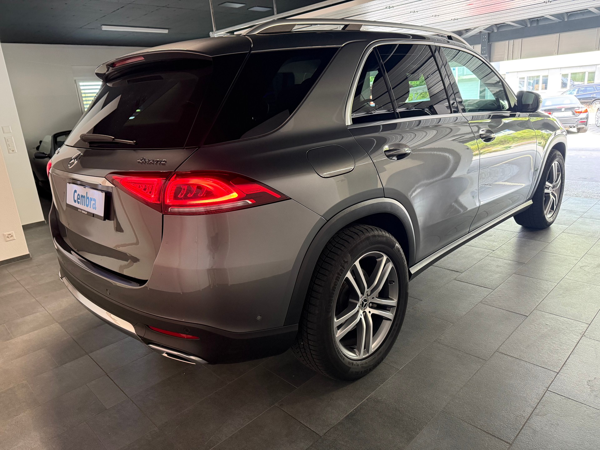 MERCEDES-BENZ GLE 300 d 4Matic 9G-Tronic-image-6