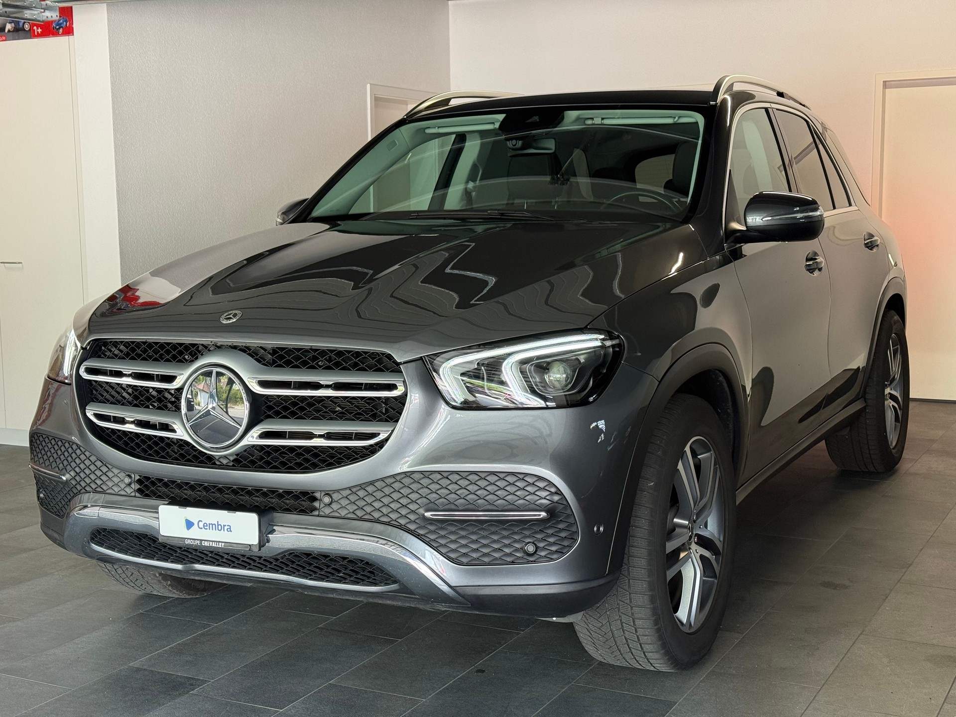 MERCEDES-BENZ GLE 300 d 4Matic 9G-Tronic-image-3