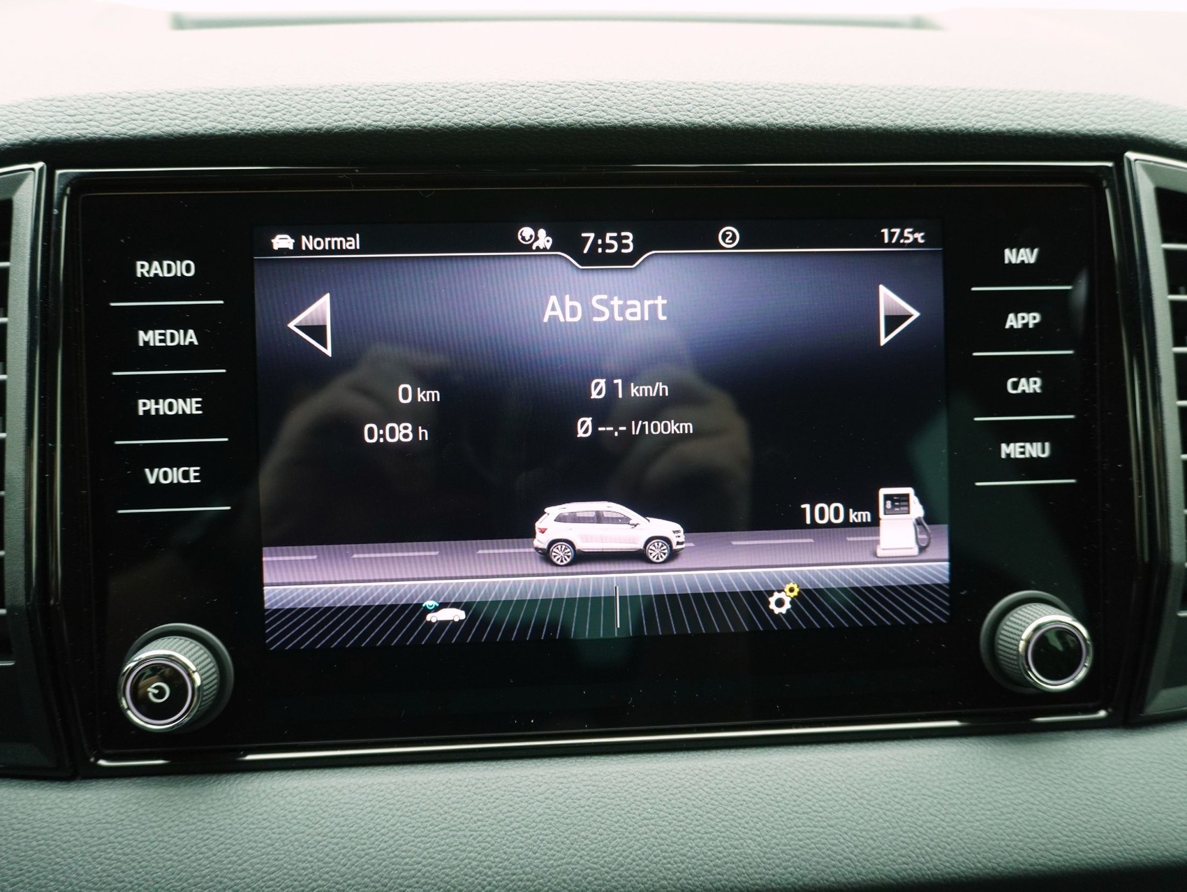 SKODA Karoq 2.0 TSI DSG Sport Line 4x4-image-19