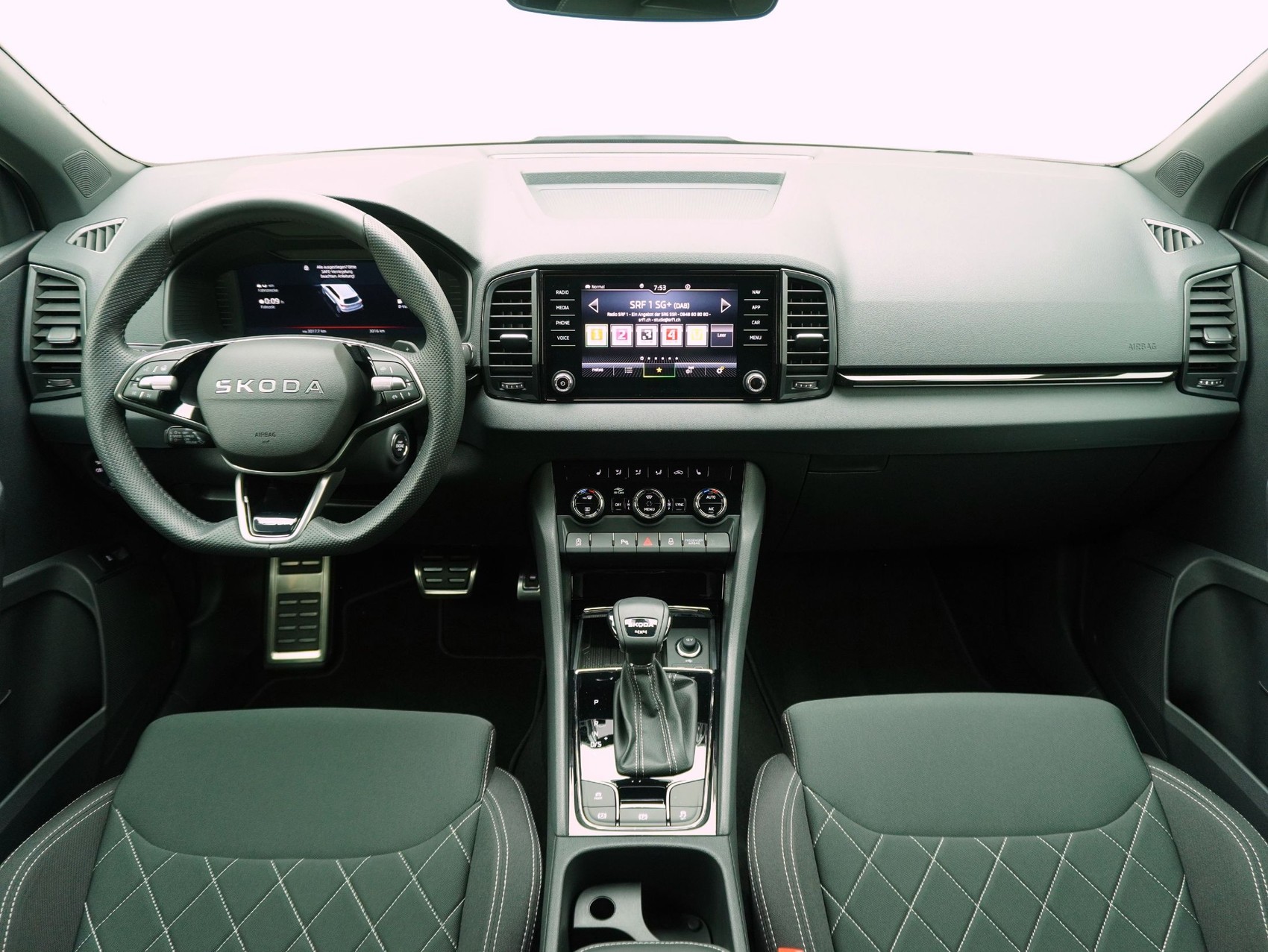 SKODA Karoq 2.0 TSI DSG Sport Line 4x4-image-13