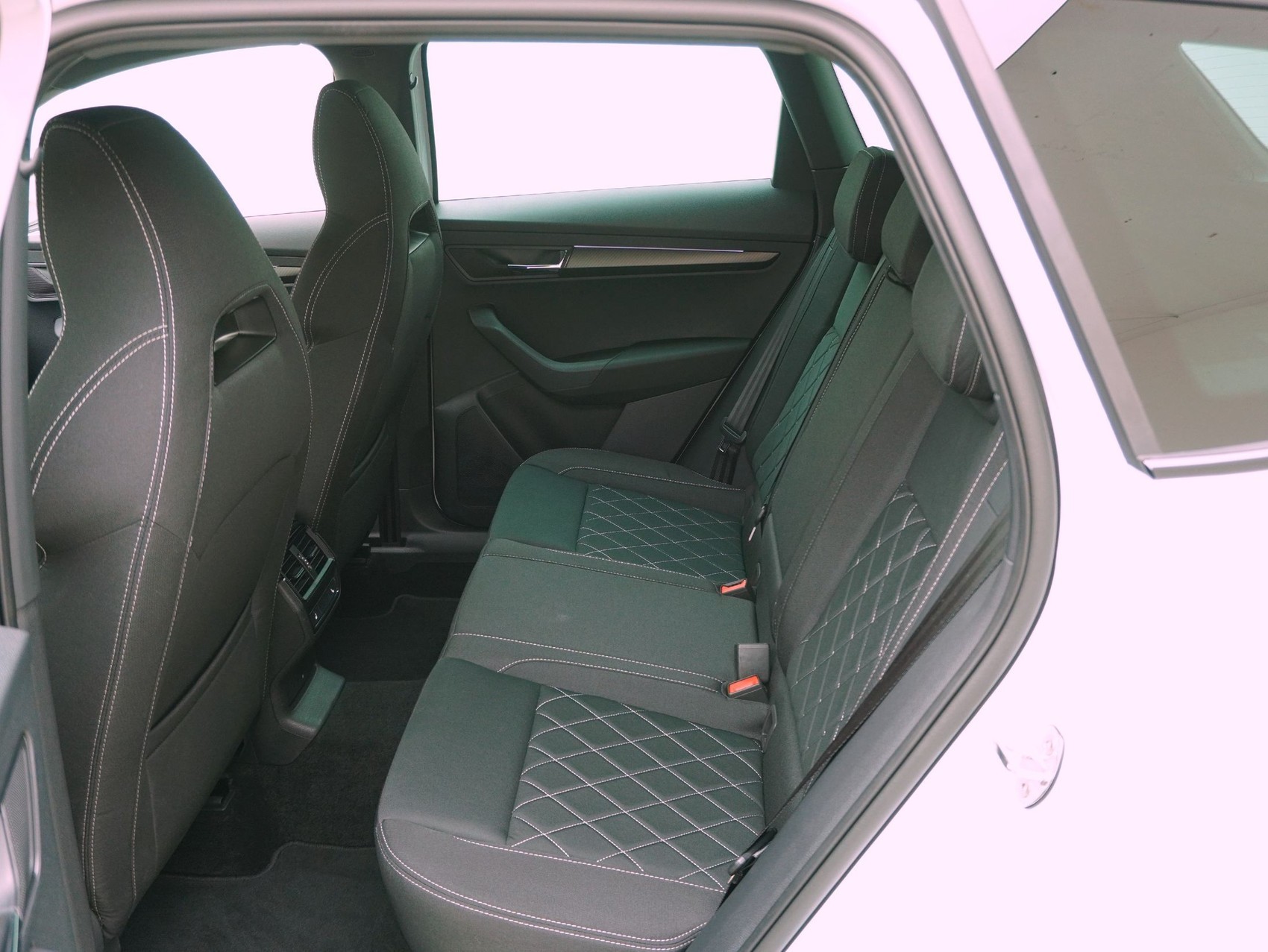 SKODA Karoq 2.0 TSI DSG Sport Line 4x4-image-10