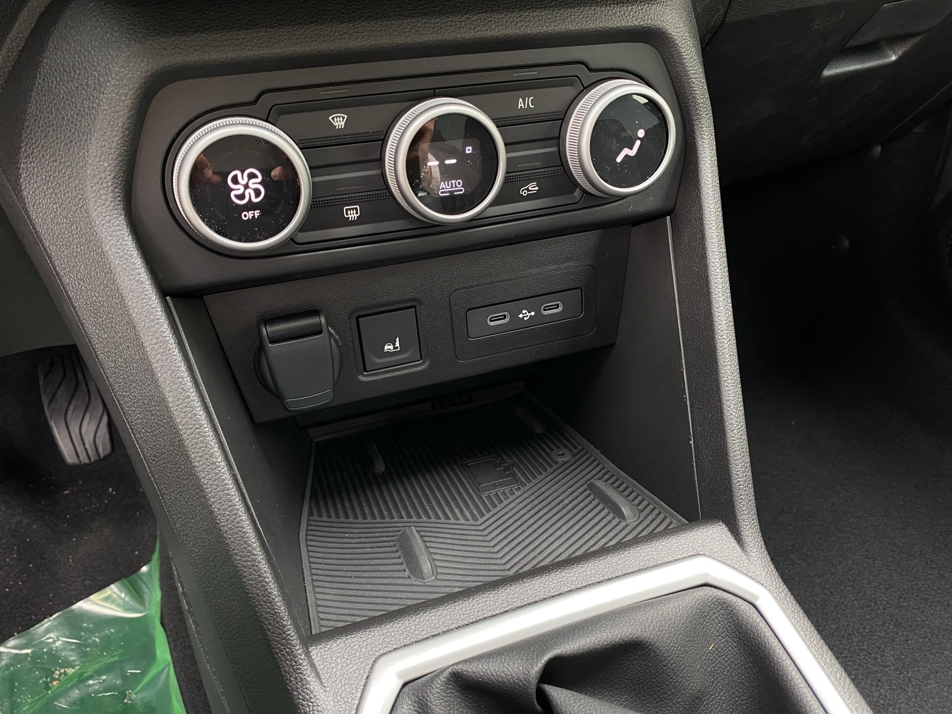 DACIA Sandero Stepway TCe 110 Extreme-image-11