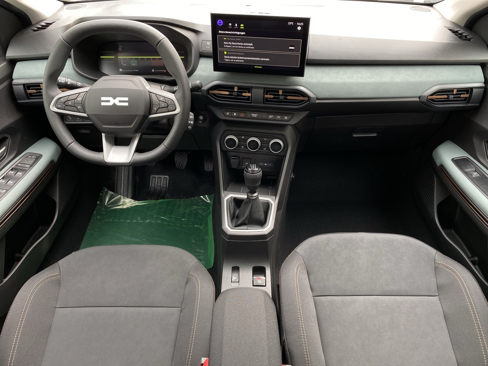 DACIA Sandero Stepway TCe 110 Extreme-image-12