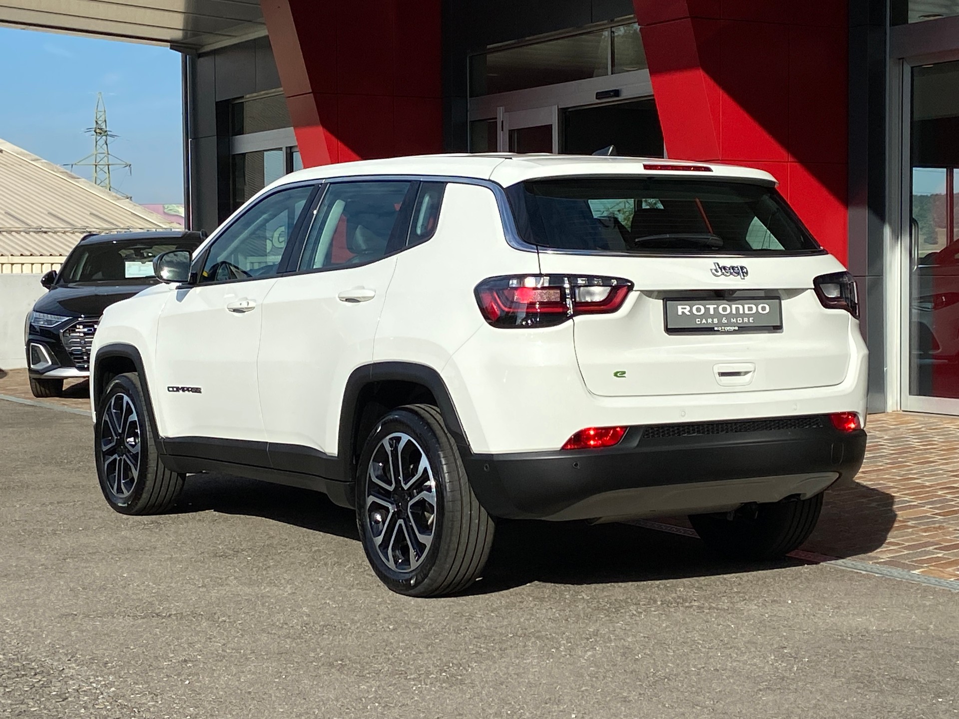 JEEP Compass 1.5 T MHEV Swiss Altitude-image-16