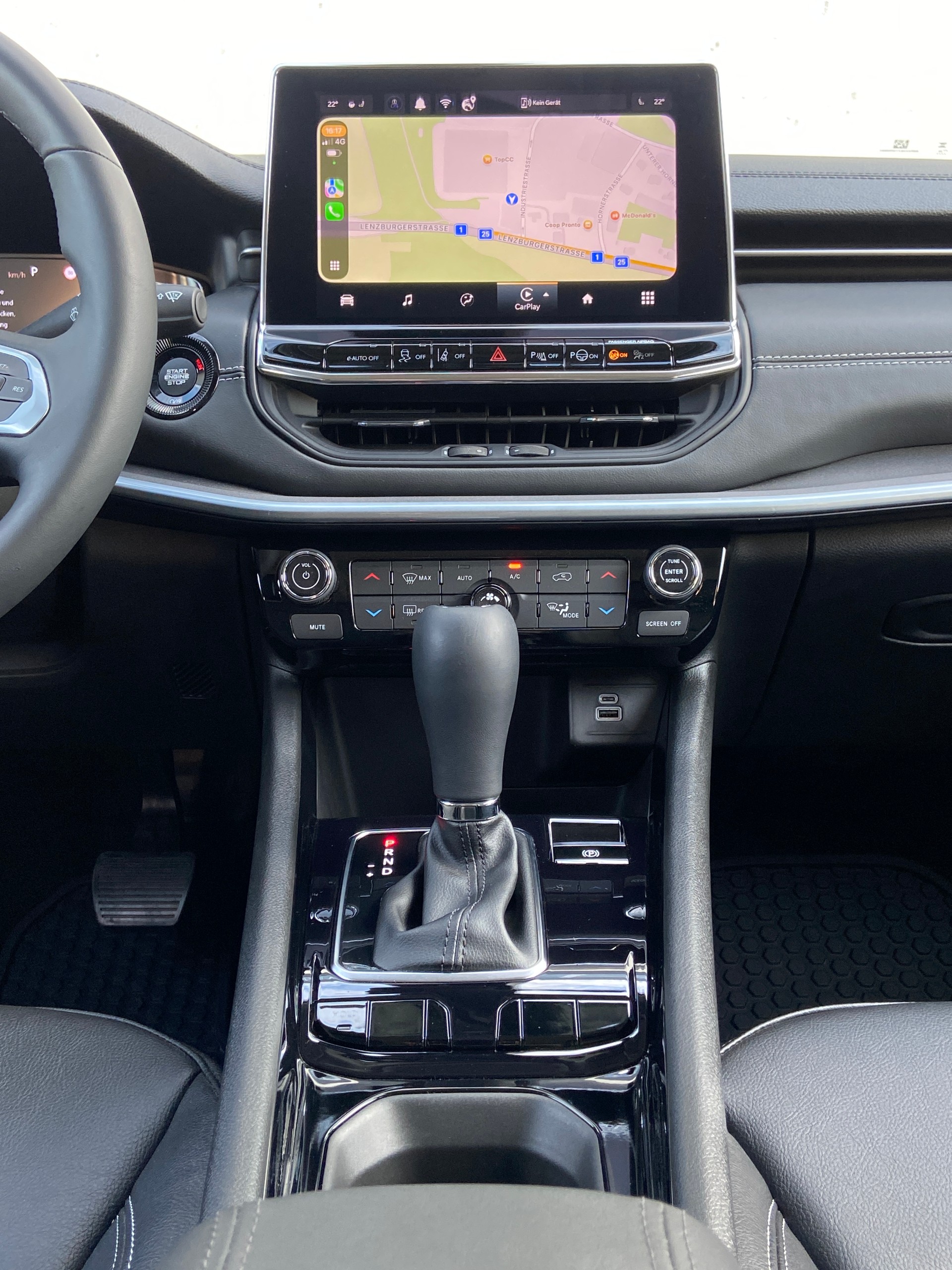 JEEP Compass 1.5 T MHEV Swiss Altitude-image-8