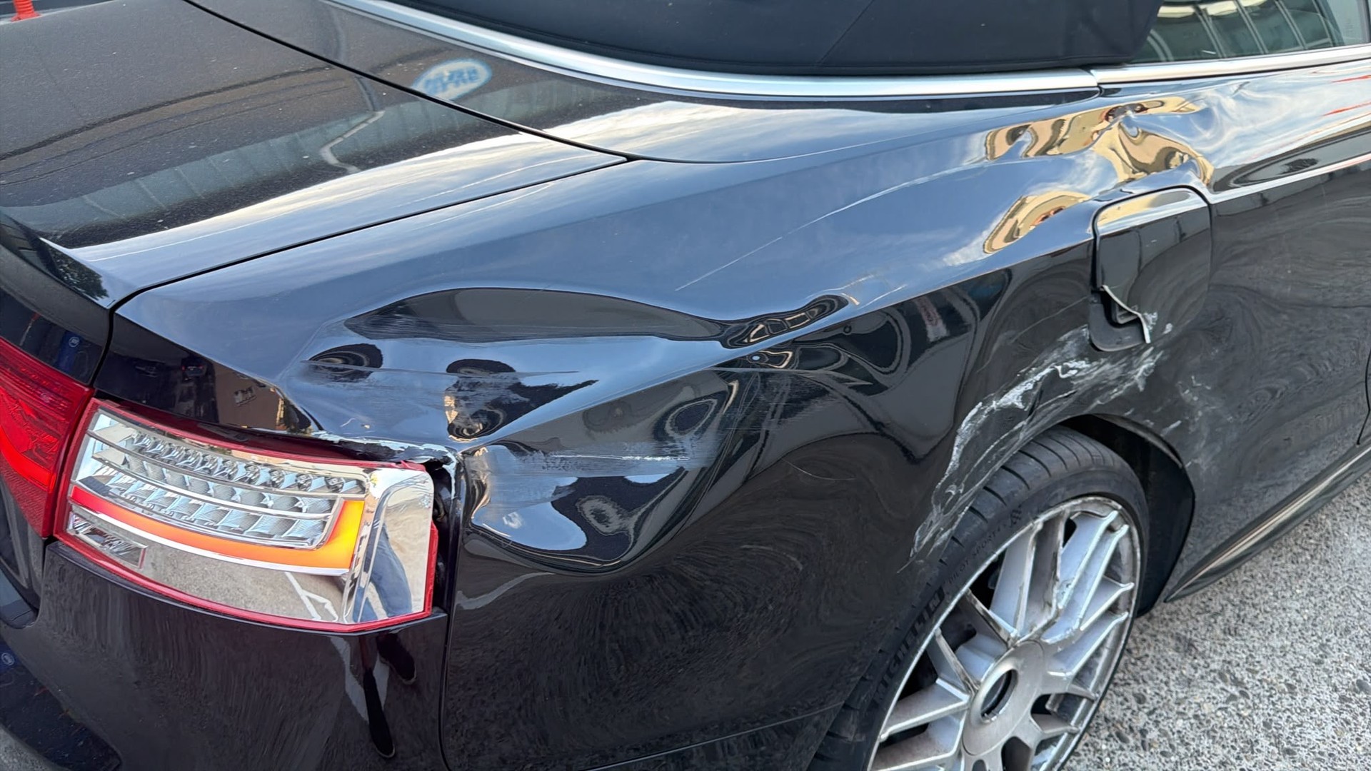 AUDI S5 Cabrio 3.0 TFSI quattro S-tronic-image-8