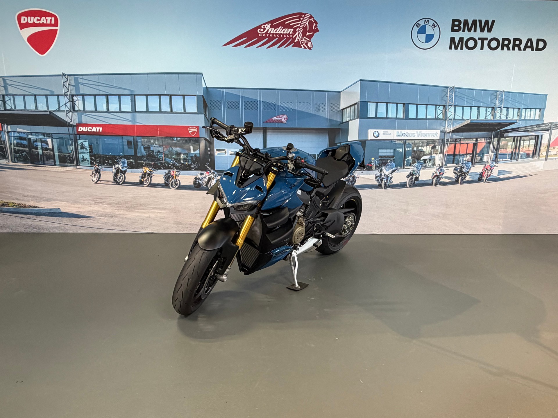 DUCATI Streetfighter V4 S-showroom-element-2