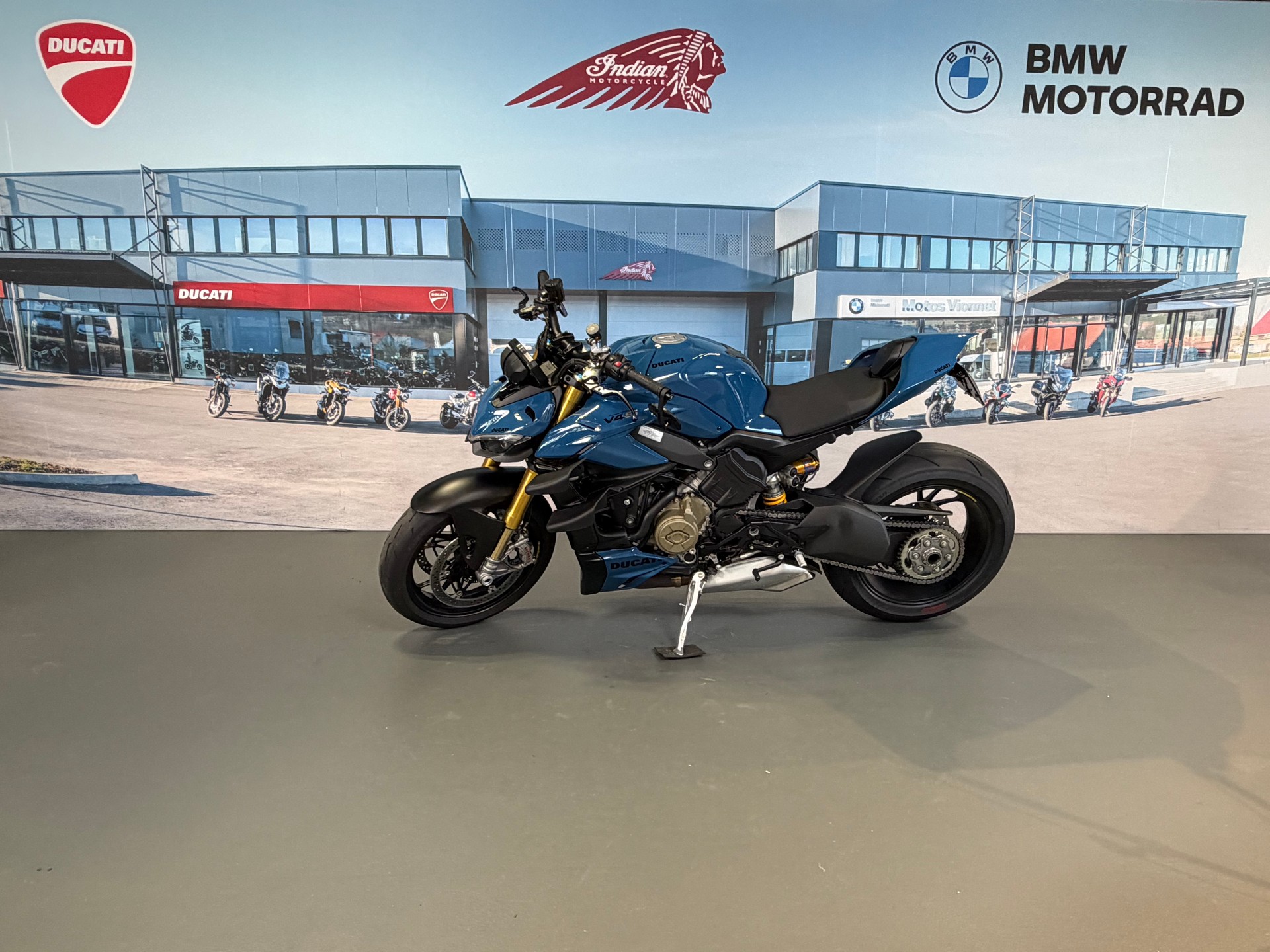 DUCATI Streetfighter V4 S-showroom-element-3