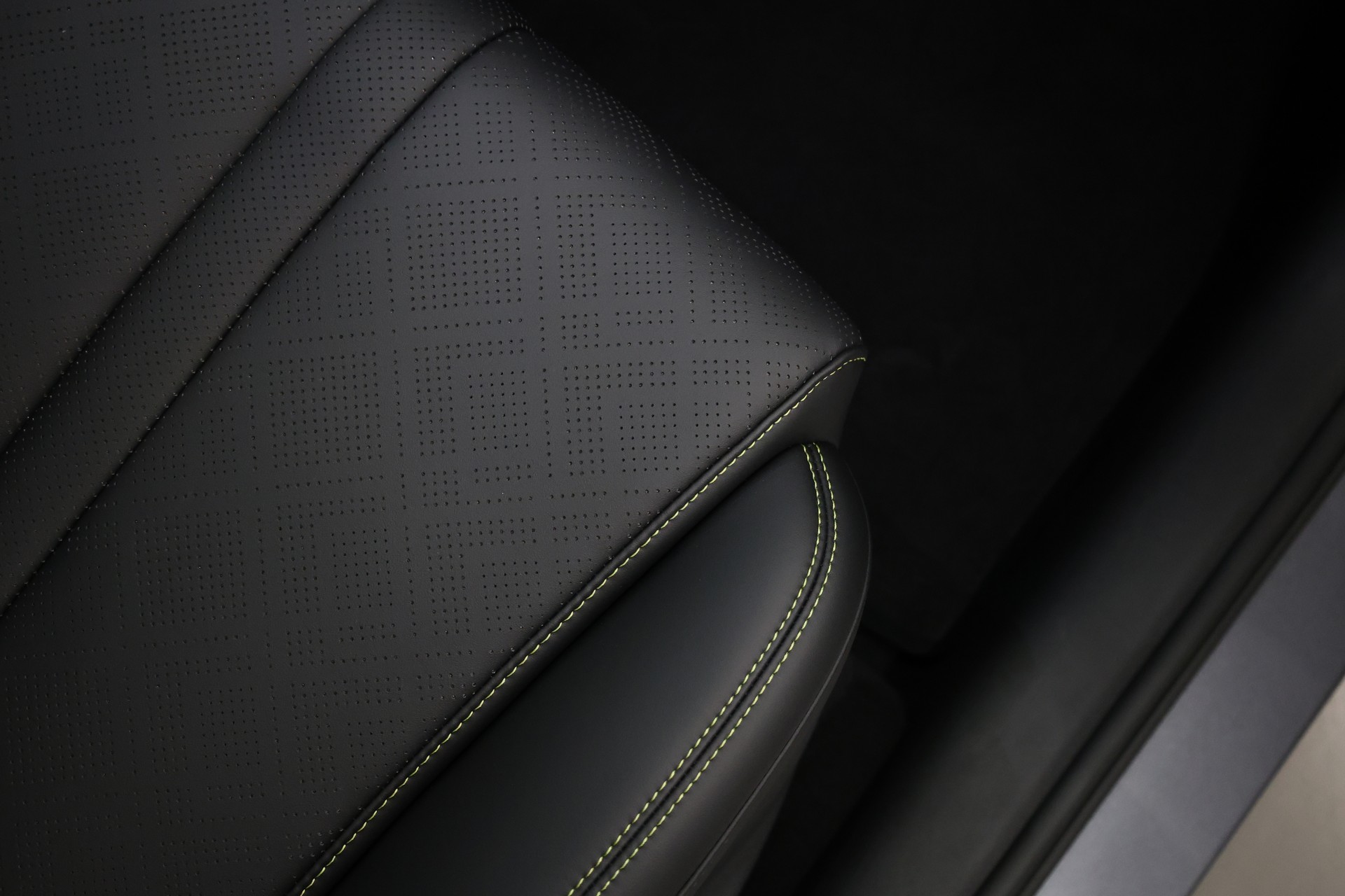 BYD Atto 2 Boost DM-i PHEV-image-20