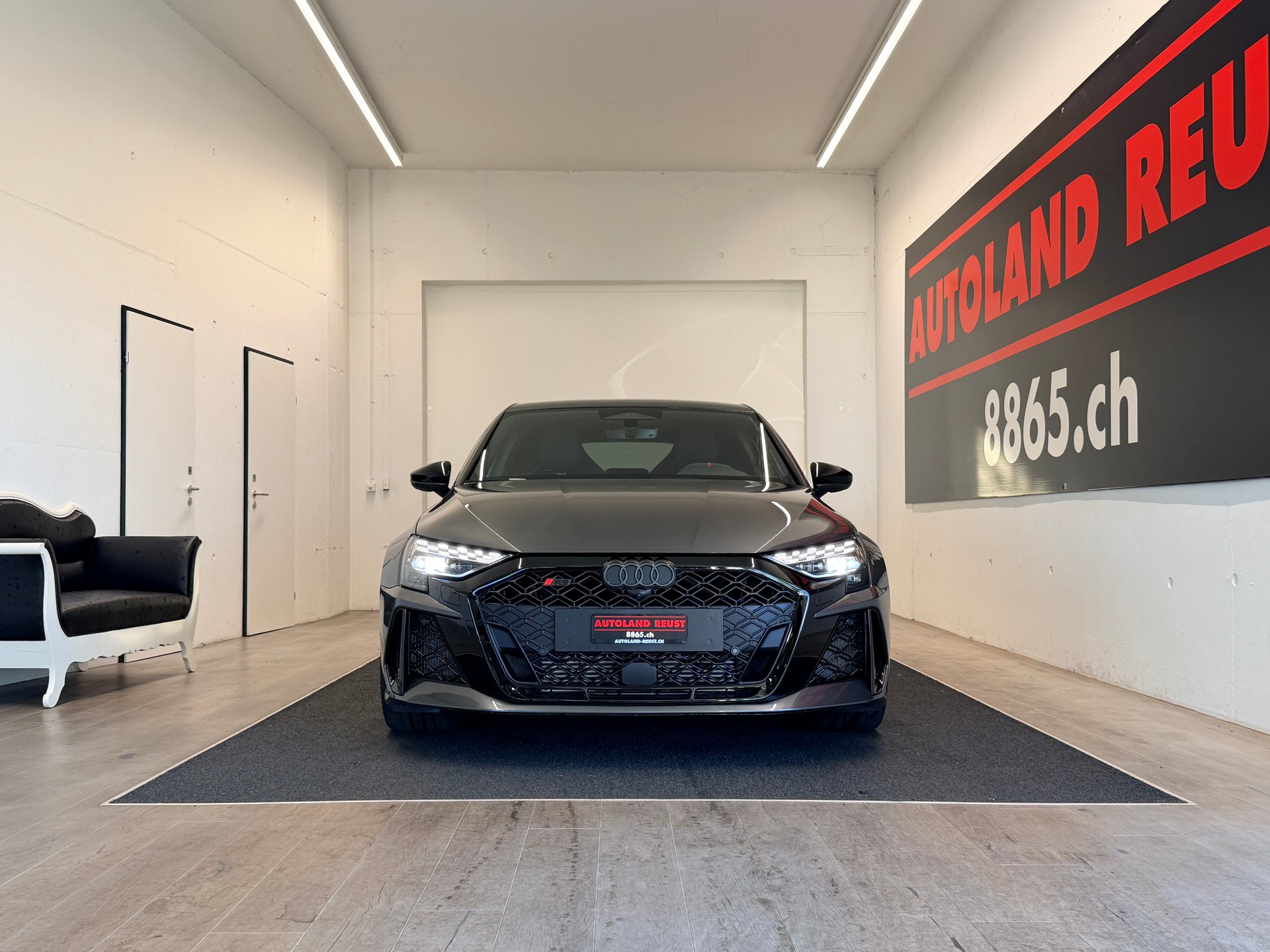 AUDI RS3 Sportback 2.5 TSI quattro S-tronic-image-1